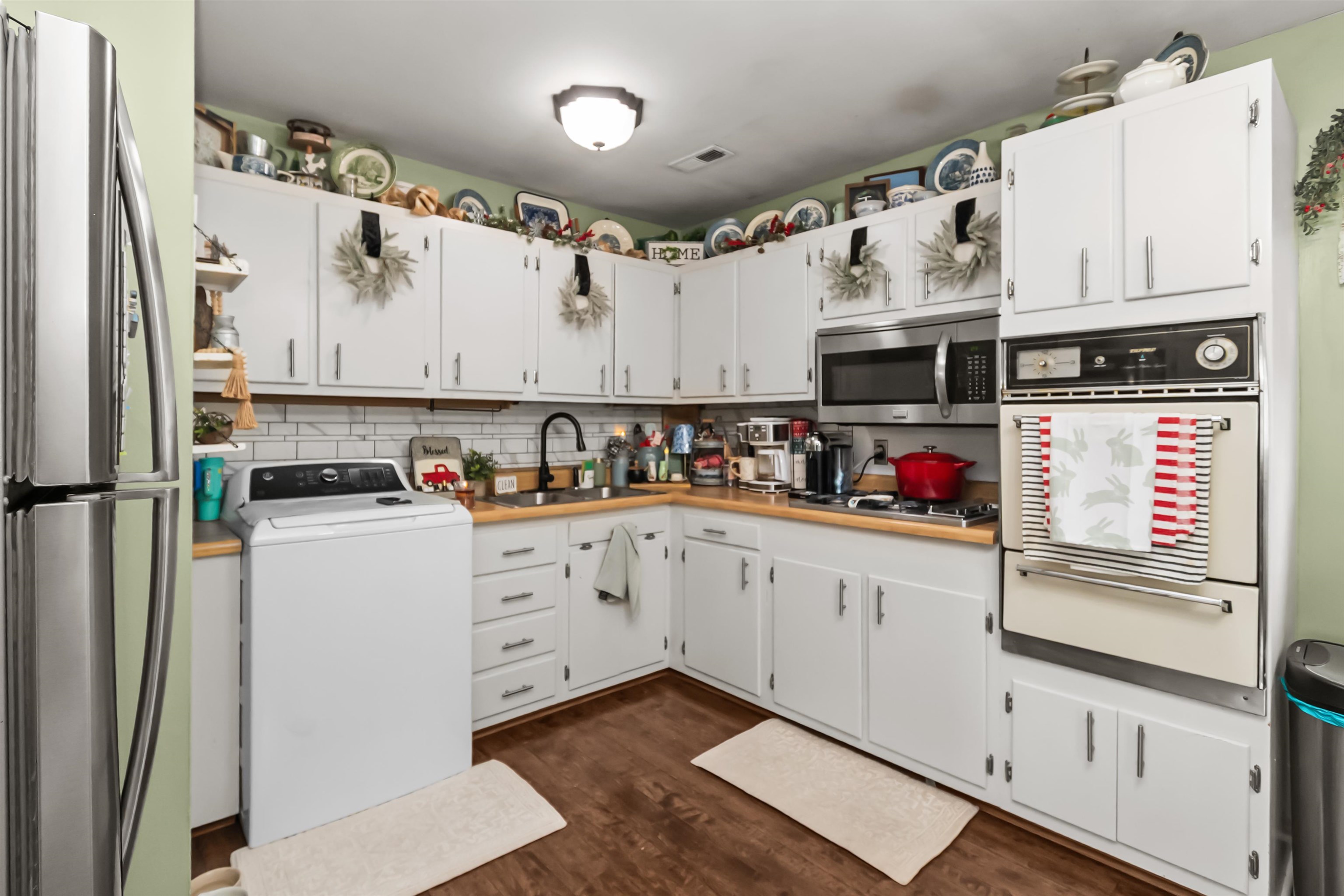 327 Whittier Drive, Owensboro, Kentucky 42301, 3 Bedrooms Bedrooms, ,1 BathroomBathrooms,Single Family Residence,For Sale,Whittier Drive,94265