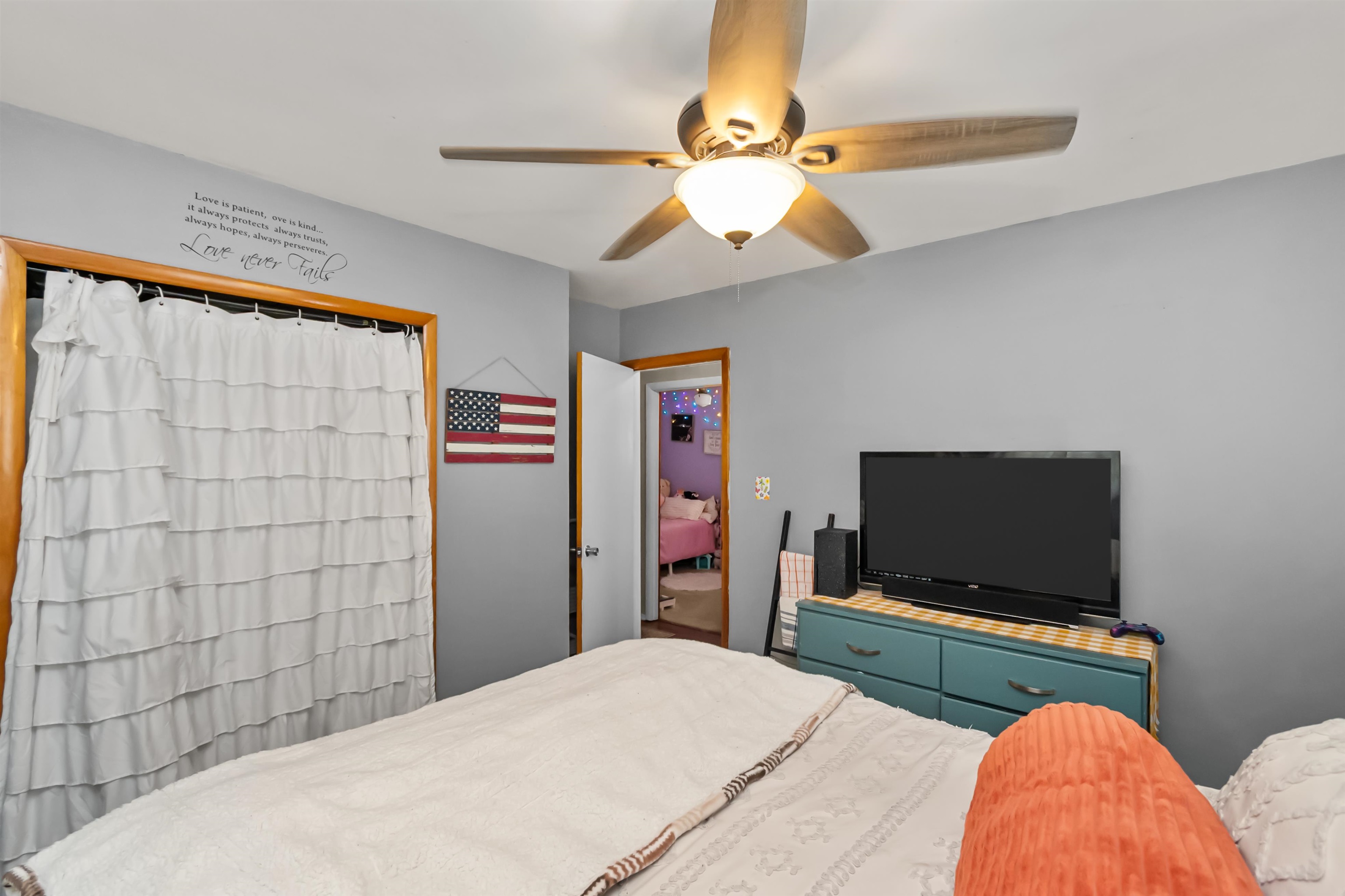 327 Whittier Drive, Owensboro, Kentucky 42301, 3 Bedrooms Bedrooms, ,1 BathroomBathrooms,Single Family Residence,For Sale,Whittier Drive,94265