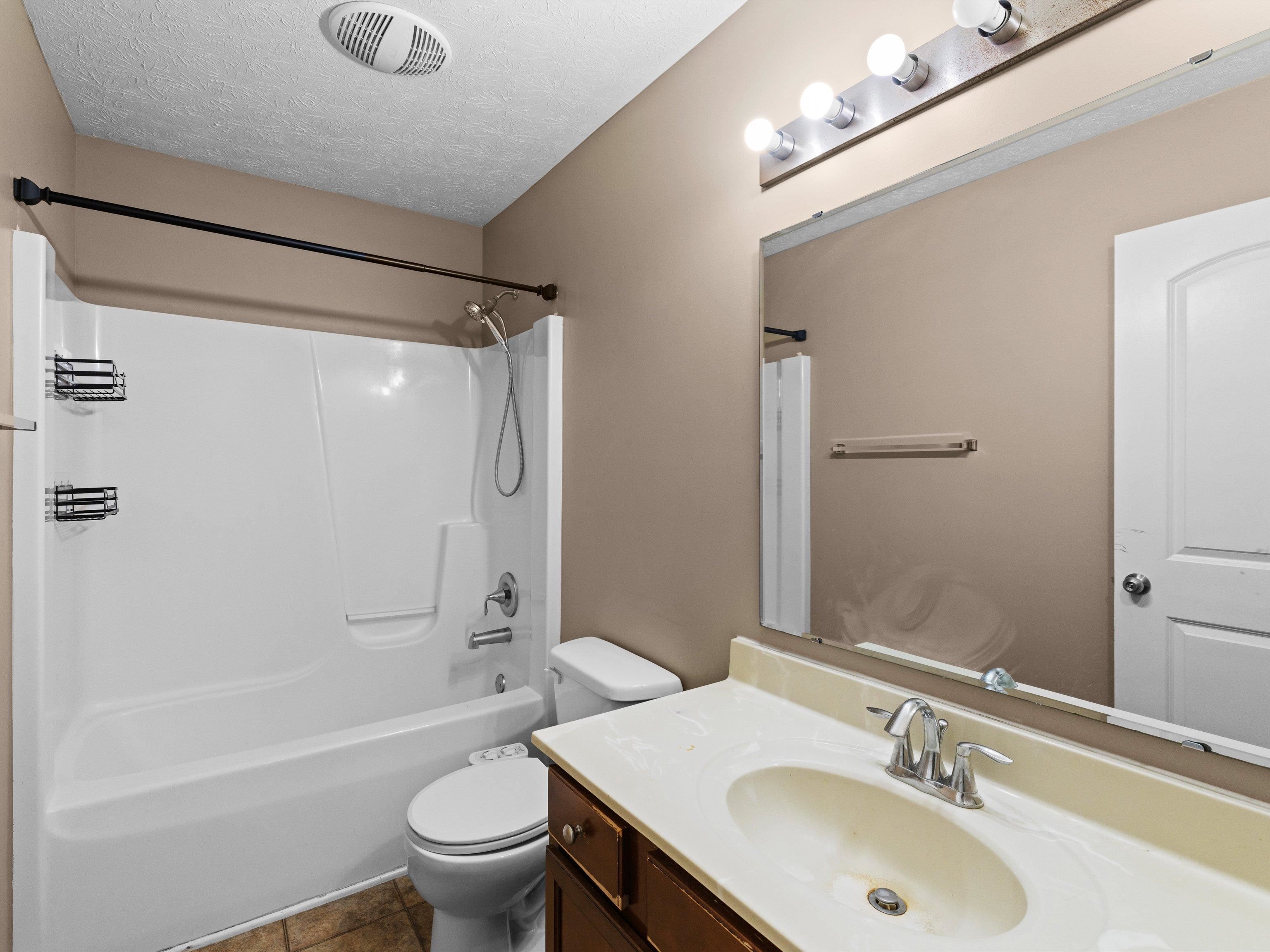 2864 Brooks Pkwy, Owensboro, Kentucky 42303, 4 Bedrooms Bedrooms, ,2 BathroomsBathrooms,Single Family Residence,For Sale,Brooks Pkwy,94267