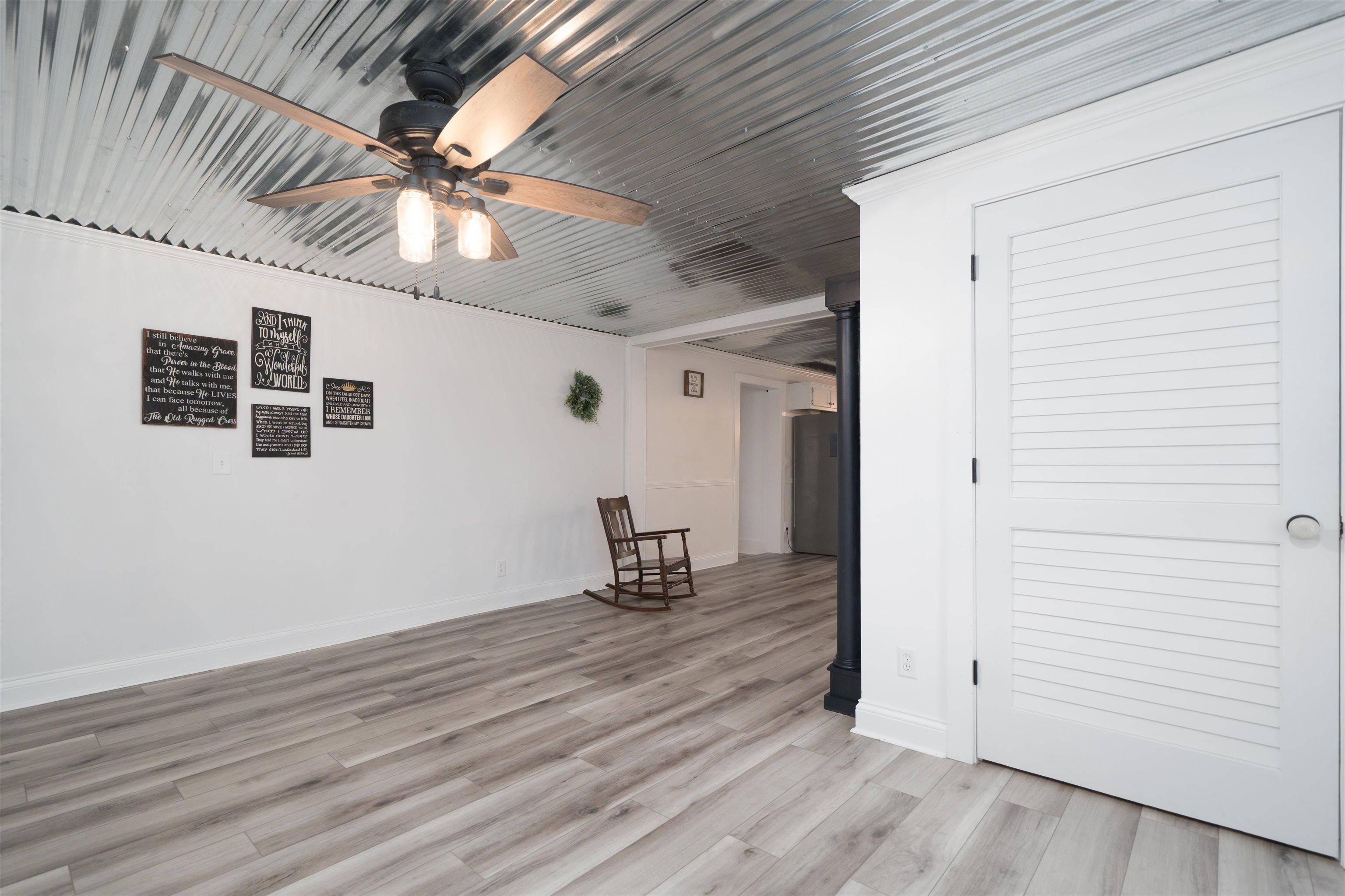 9626 Highway 144, Knottsville, Kentucky 42366, 3 Bedrooms Bedrooms, ,1 BathroomBathrooms,Single Family Residence,For Sale,Highway 144,94268