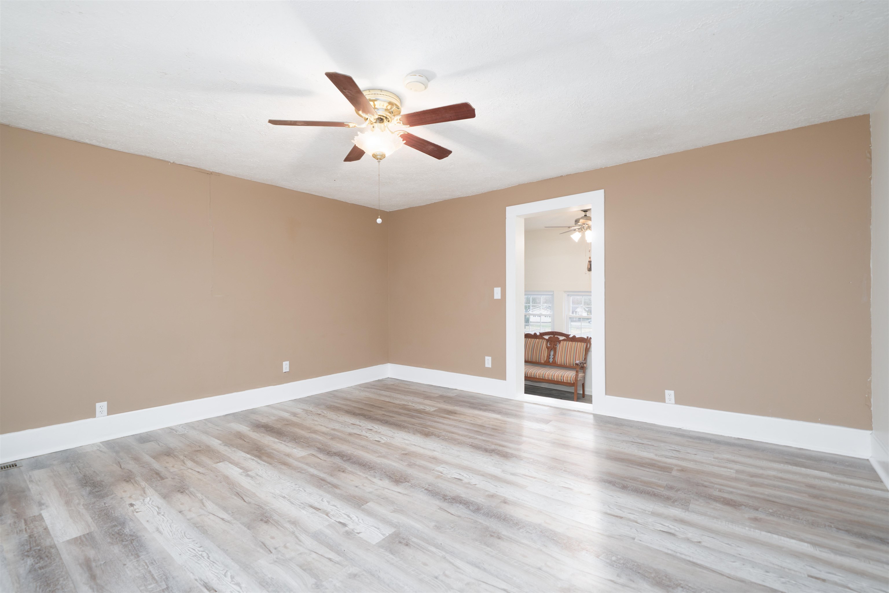 9626 Highway 144, Knottsville, Kentucky 42366, 3 Bedrooms Bedrooms, ,1 BathroomBathrooms,Single Family Residence,For Sale,Highway 144,94268