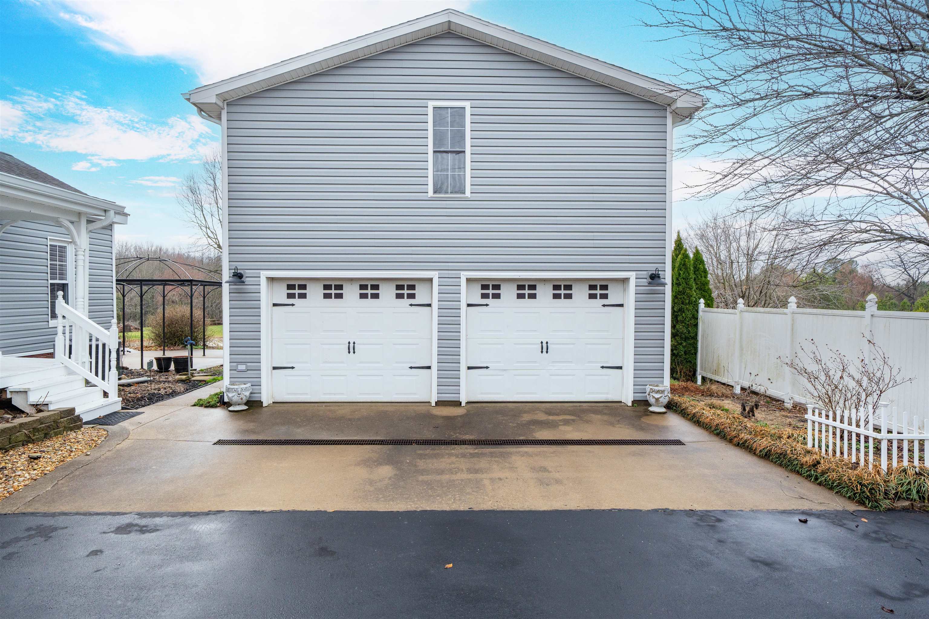 9626 Highway 144, Knottsville, Kentucky 42366, 3 Bedrooms Bedrooms, ,1 BathroomBathrooms,Single Family Residence,For Sale,Highway 144,94268