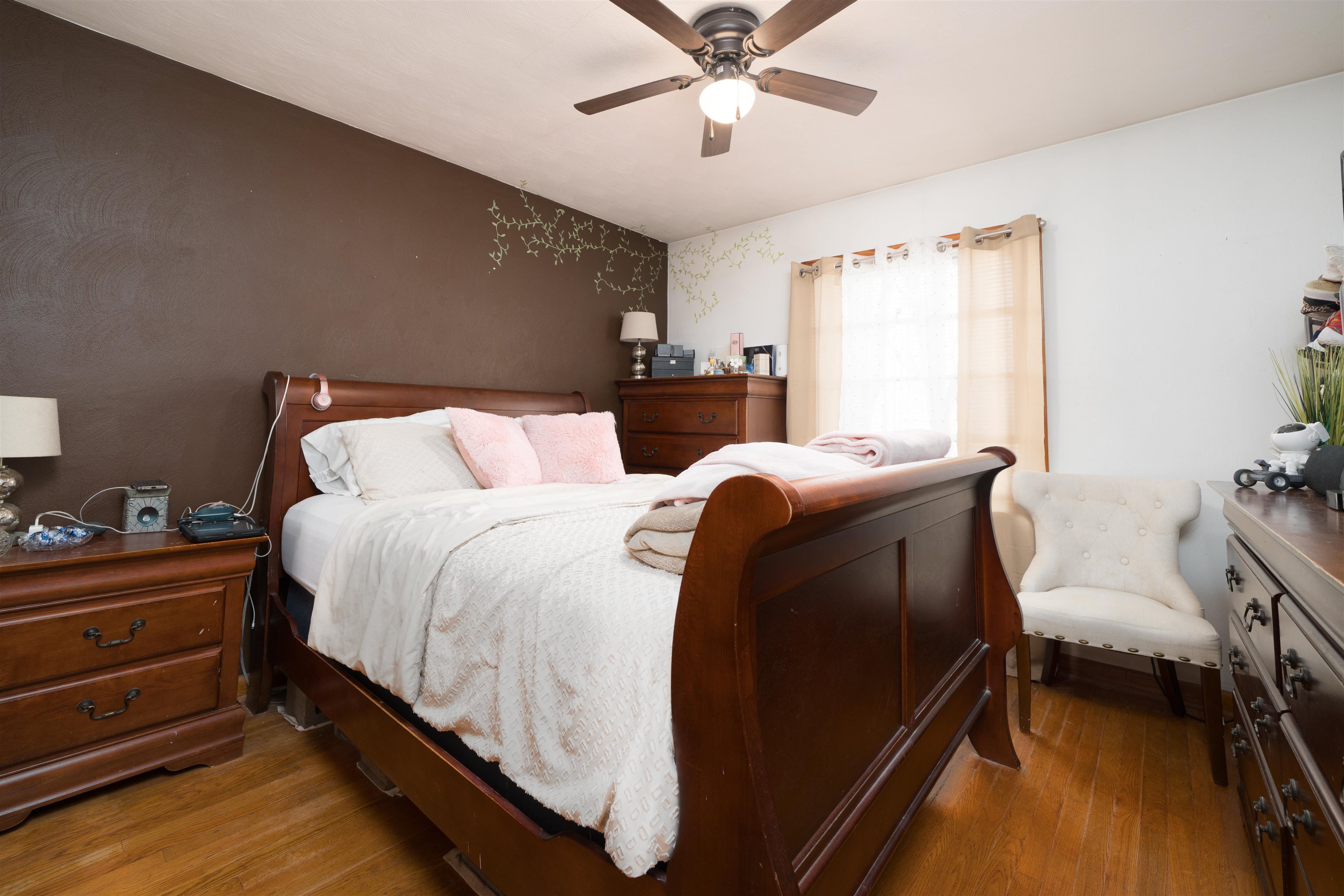 1920 Daniels Ln, Owensboro, Kentucky 42303, 3 Bedrooms Bedrooms, ,1 BathroomBathrooms,Single Family Residence,For Sale,Daniels Ln,94269