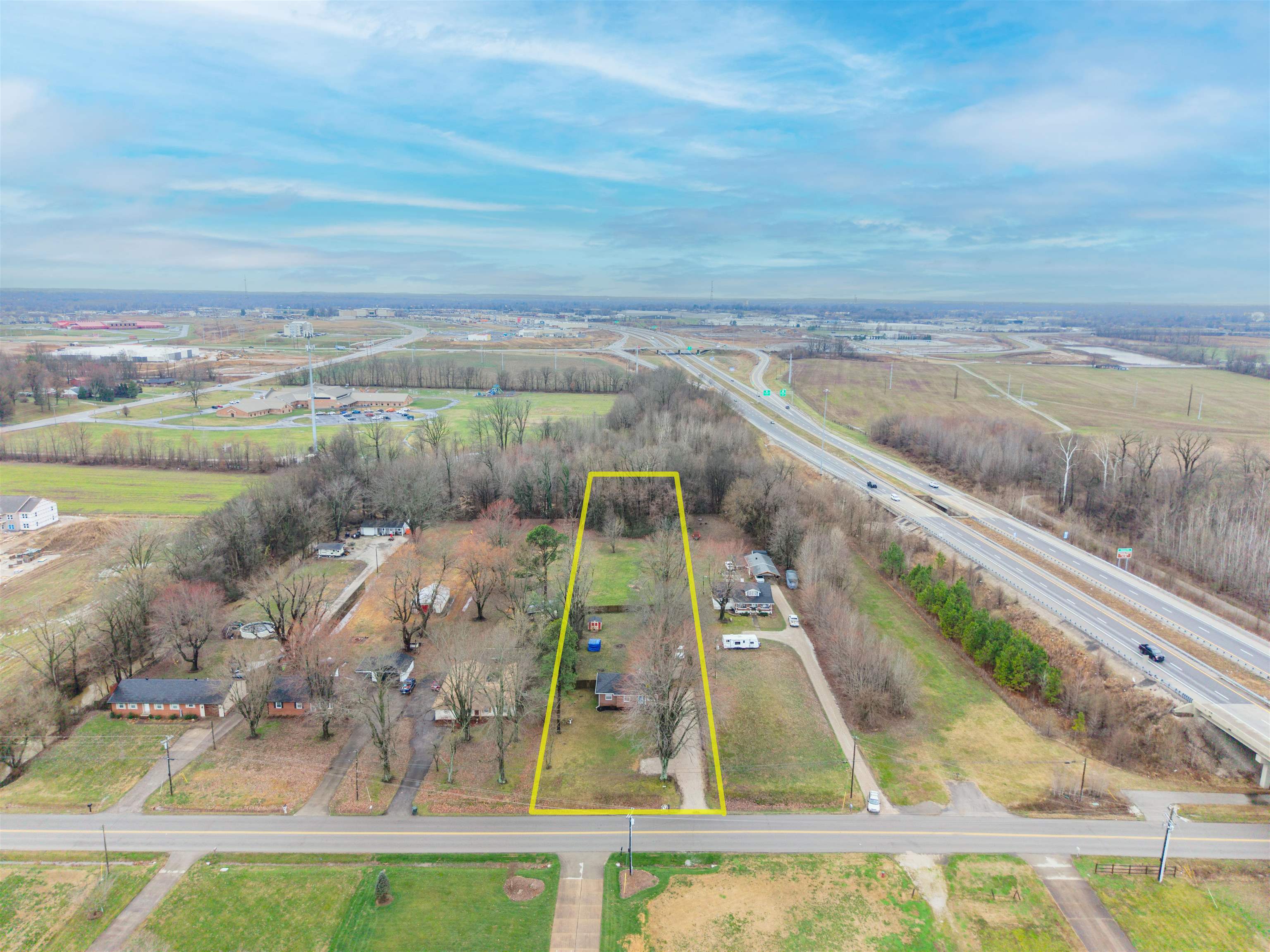 1920 Daniels Ln, Owensboro, Kentucky 42303, 3 Bedrooms Bedrooms, ,1 BathroomBathrooms,Single Family Residence,For Sale,Daniels Ln,94269