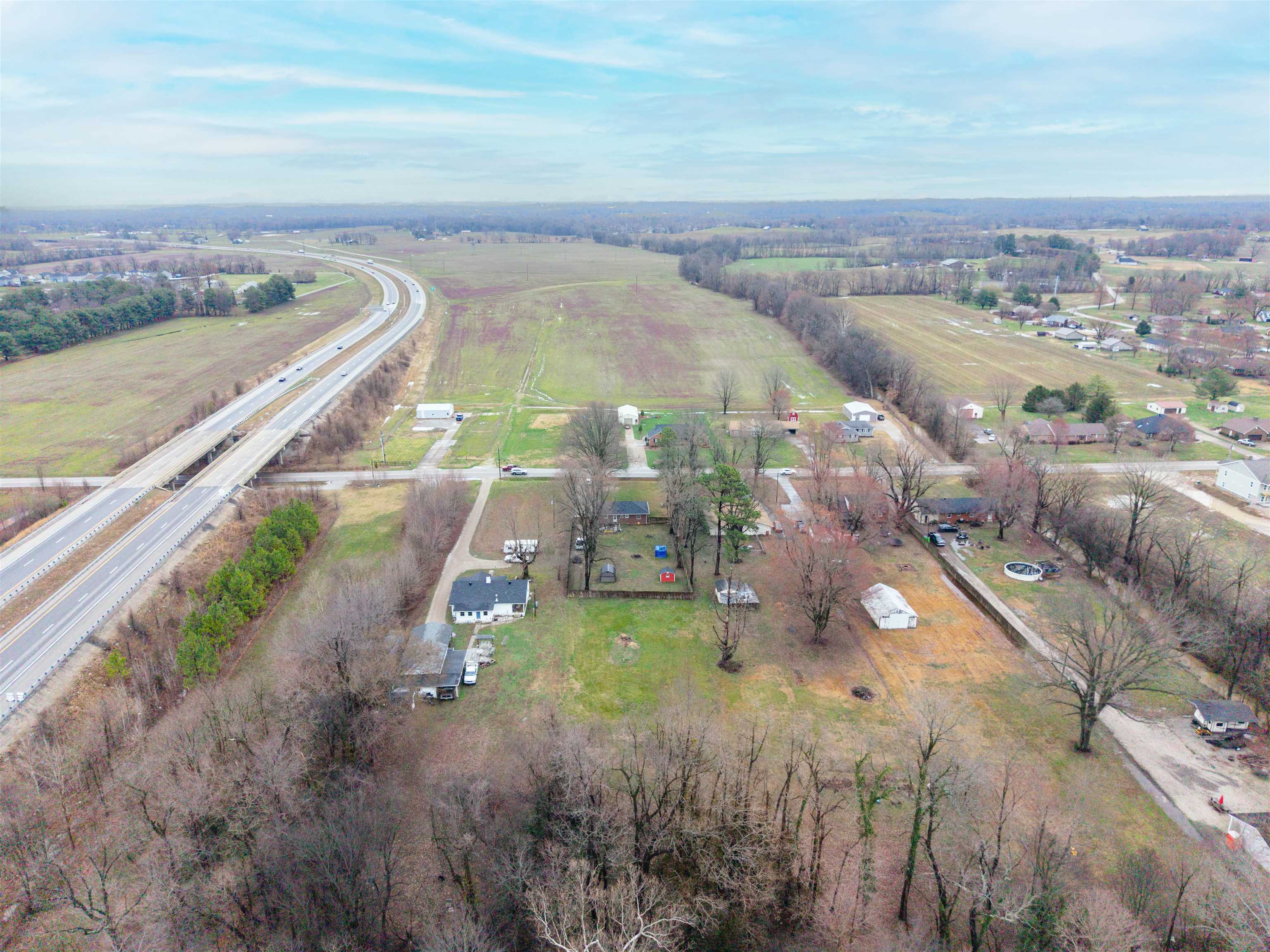 1920 Daniels Ln, Owensboro, Kentucky 42303, 3 Bedrooms Bedrooms, ,1 BathroomBathrooms,Single Family Residence,For Sale,Daniels Ln,94269