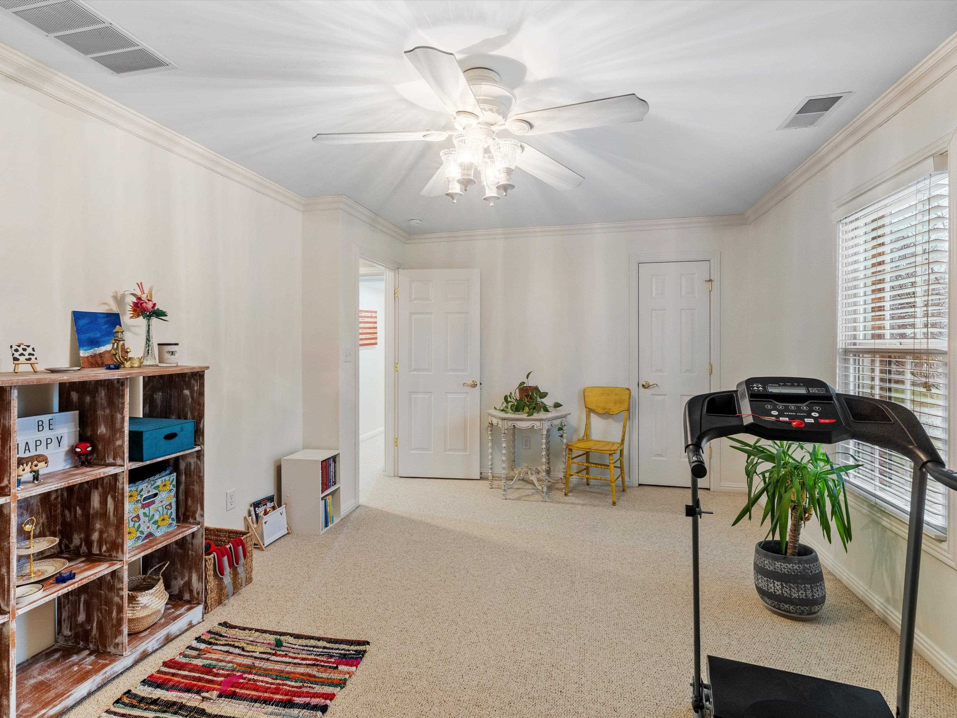 4512 Oakhurst Bend, Owensboro, Kentucky 42303, 6 Bedrooms Bedrooms, ,3 BathroomsBathrooms,Single Family Residence,For Sale,Oakhurst Bend,94271