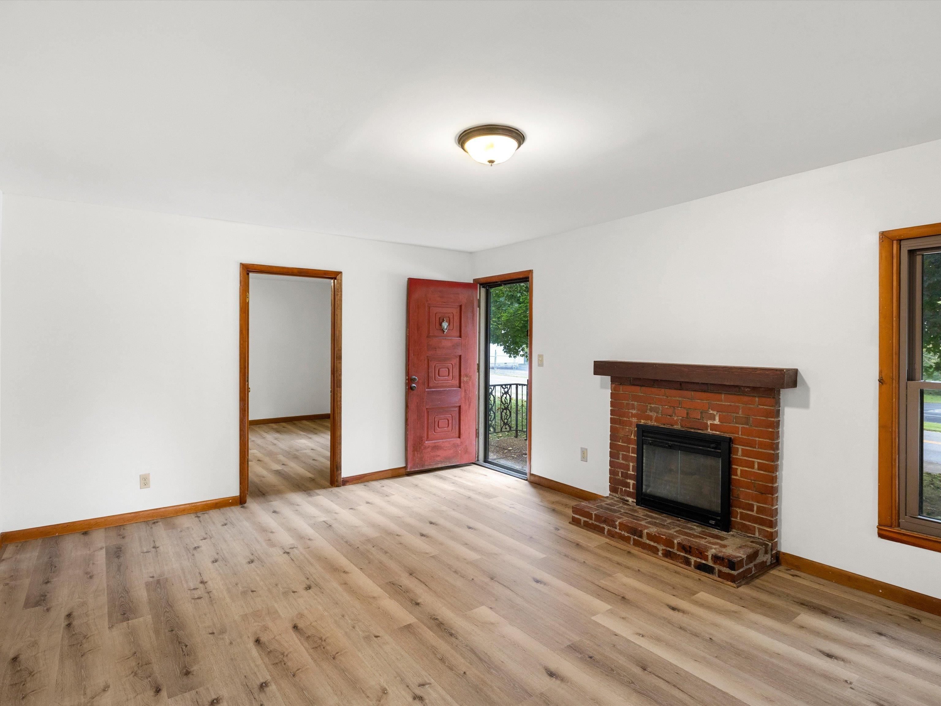 226 Main St, Fordsville, Kentucky 42343, 4 Bedrooms Bedrooms, ,2 BathroomsBathrooms,Single Family Residence,For Sale,Main St,94272