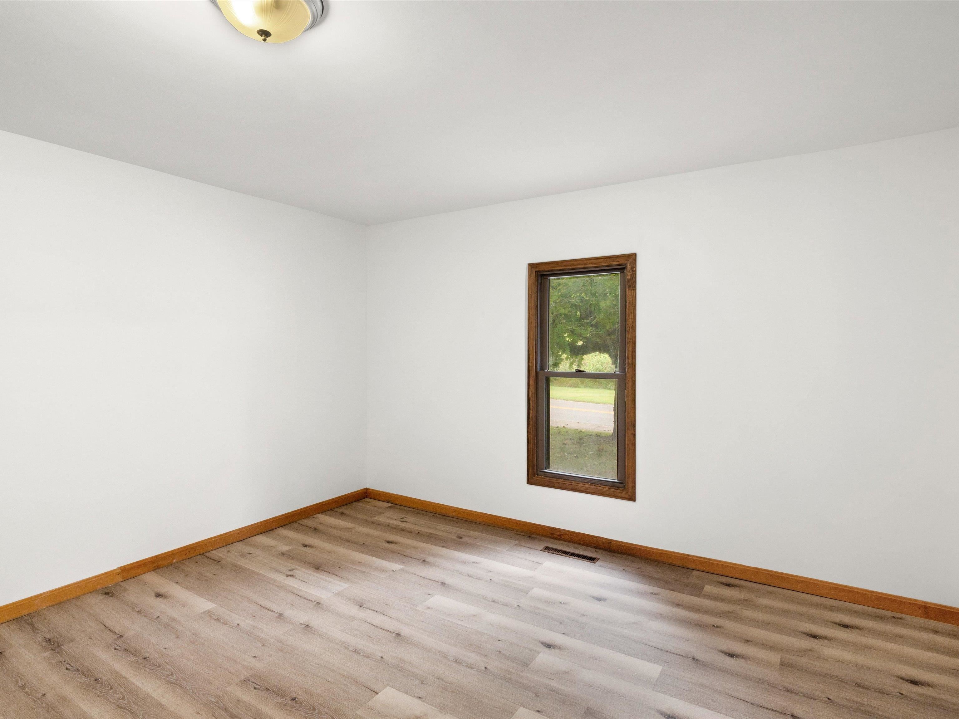 226 Main St, Fordsville, Kentucky 42343, 4 Bedrooms Bedrooms, ,2 BathroomsBathrooms,Single Family Residence,For Sale,Main St,94272