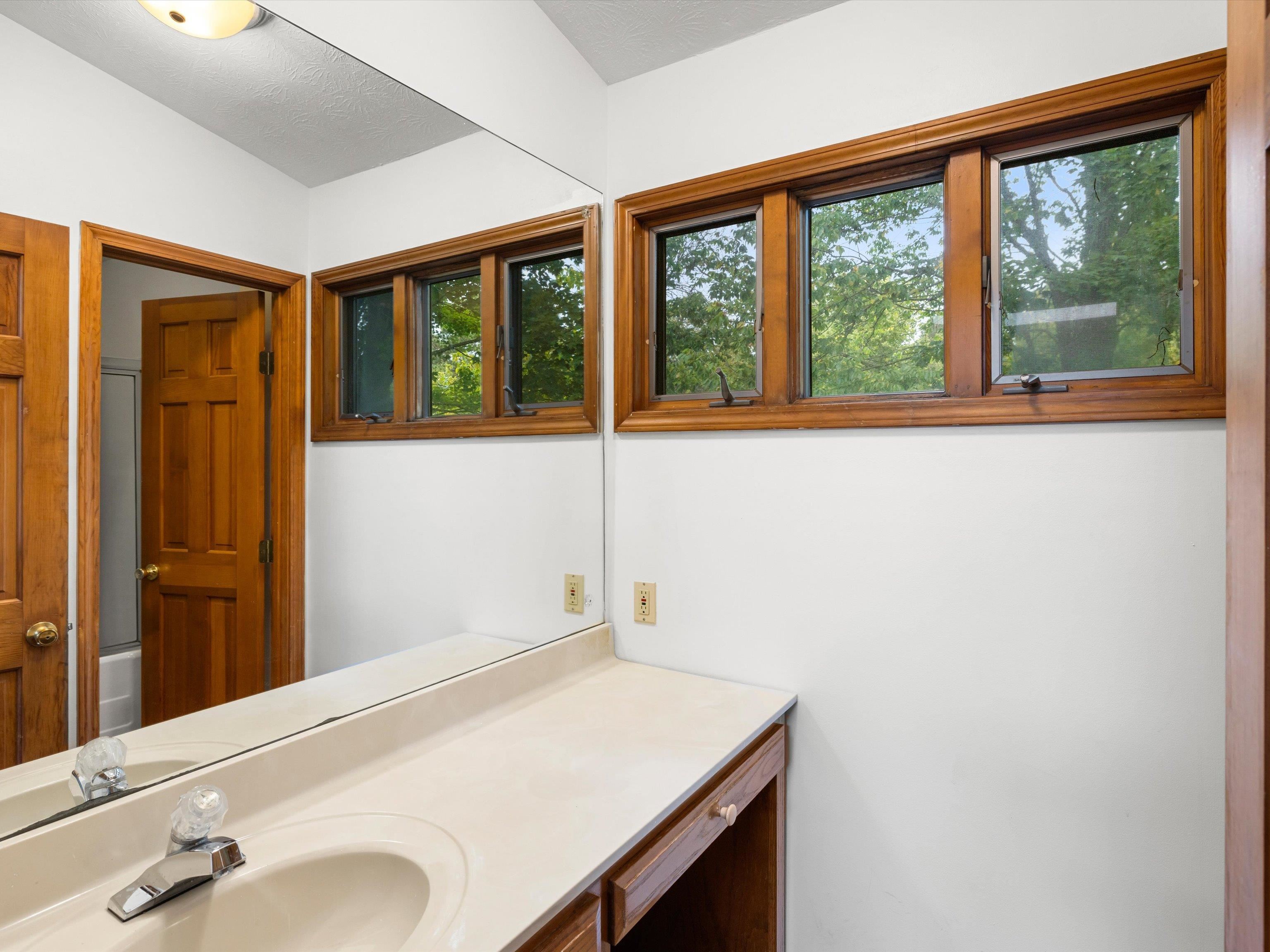 226 Main St, Fordsville, Kentucky 42343, 4 Bedrooms Bedrooms, ,2 BathroomsBathrooms,Single Family Residence,For Sale,Main St,94272