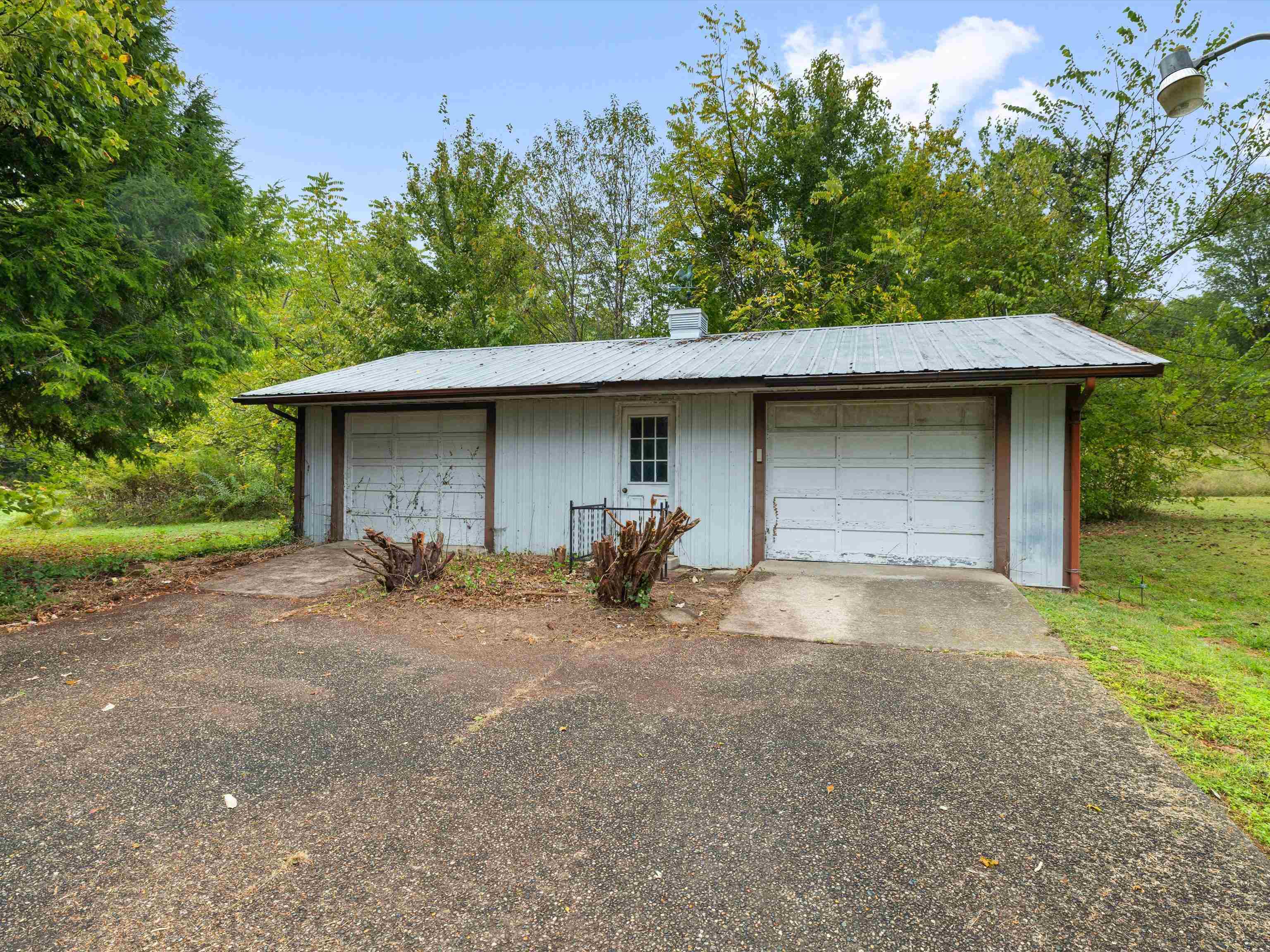 226 Main St, Fordsville, Kentucky 42343, 4 Bedrooms Bedrooms, ,2 BathroomsBathrooms,Single Family Residence,For Sale,Main St,94272