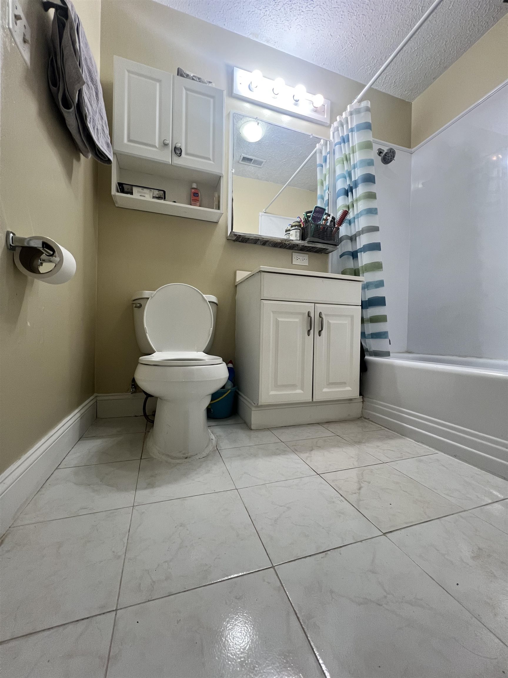 312 Holmes DR, Owensboro, Kentucky 42303, 3 Bedrooms Bedrooms, ,1 BathroomBathrooms,Single Family Residence,For Sale,Holmes DR,94273