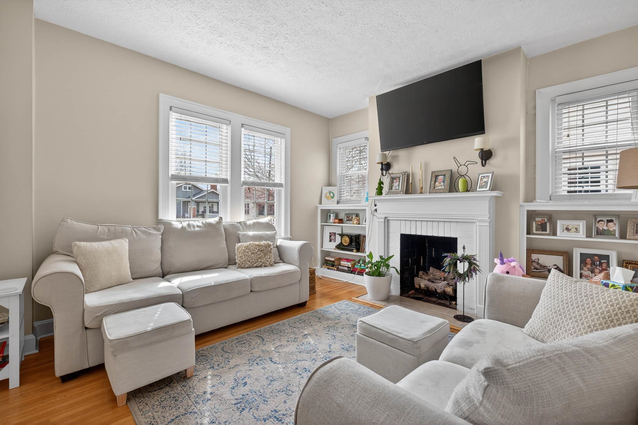 109 E 19th St, Owensboro, Kentucky 42303, 3 Bedrooms Bedrooms, ,2 BathroomsBathrooms,Single Family Residence,For Sale,E 19th St,94274