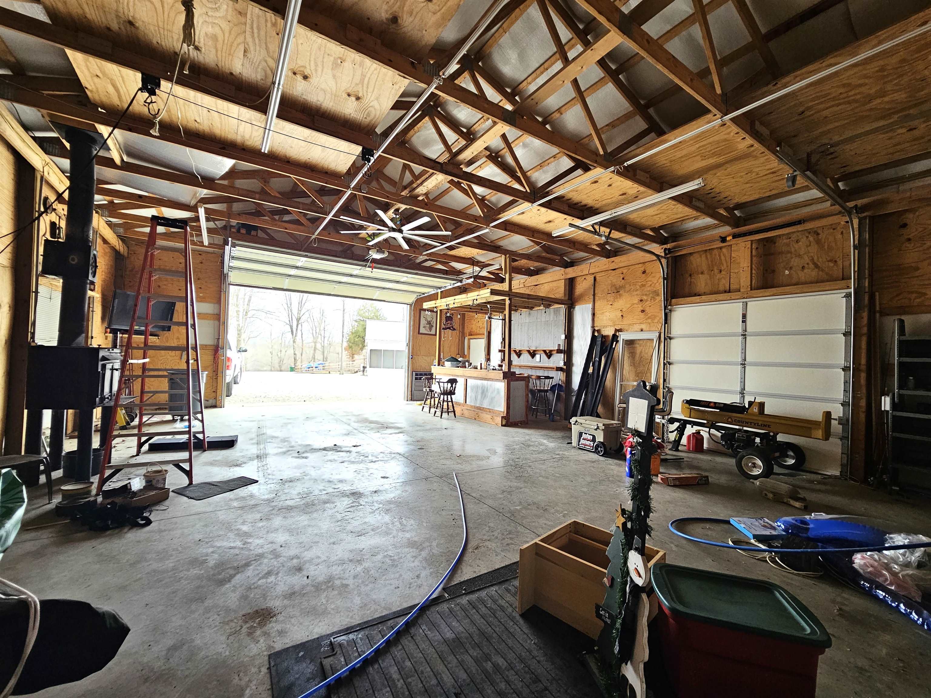 122 Apache Trace, Falls of Rough, Kentucky 40199, 3 Bedrooms Bedrooms, ,2 BathroomsBathrooms,Single Family Residence,For Sale,Apache Trace,94275