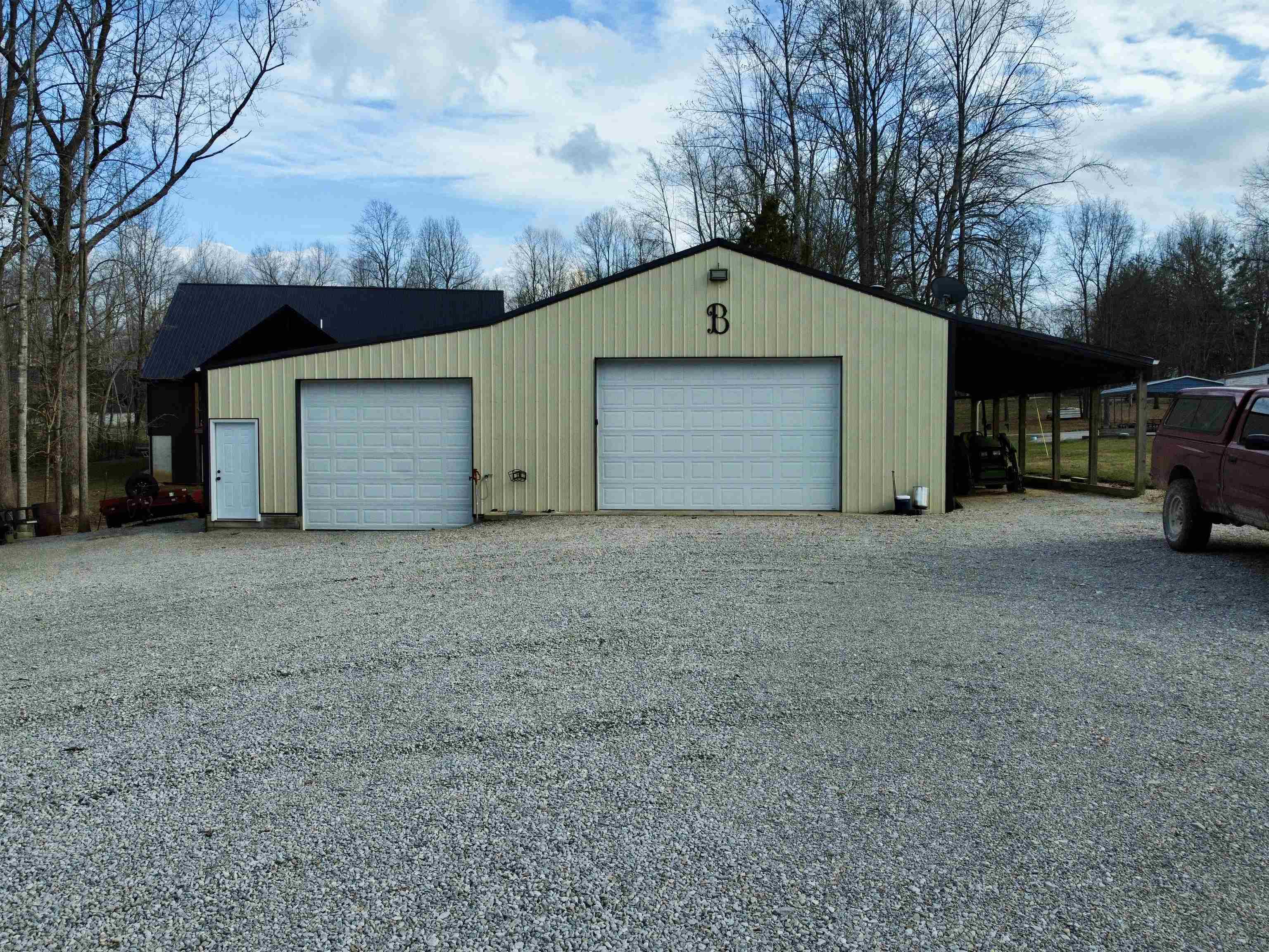 122 Apache Trace, Falls of Rough, Kentucky 40199, 3 Bedrooms Bedrooms, ,2 BathroomsBathrooms,Single Family Residence,For Sale,Apache Trace,94275