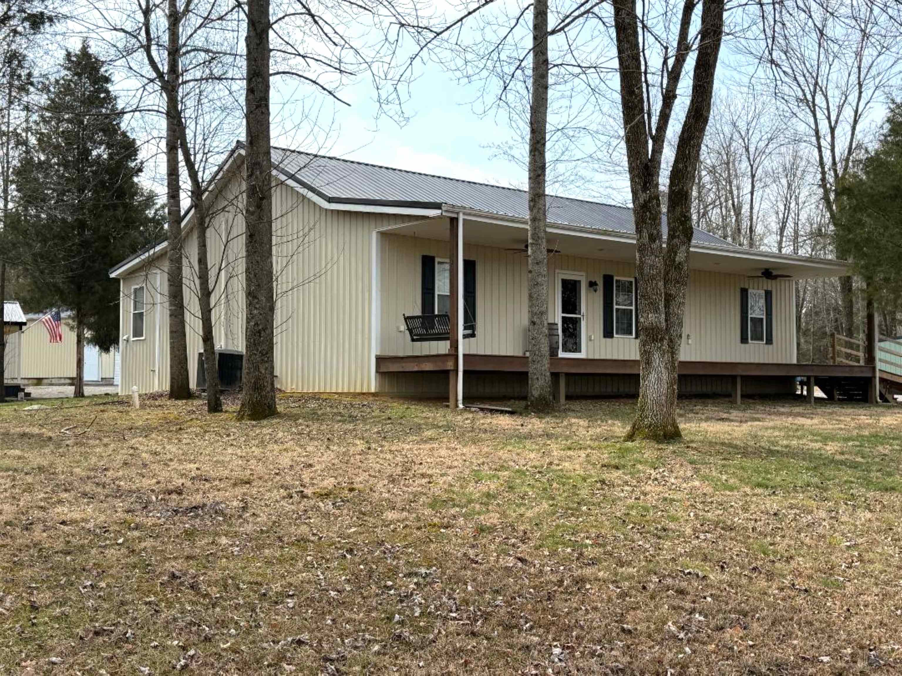 122 Apache Trace, Falls of Rough, Kentucky 40199, 3 Bedrooms Bedrooms, ,2 BathroomsBathrooms,Single Family Residence,For Sale,Apache Trace,94275