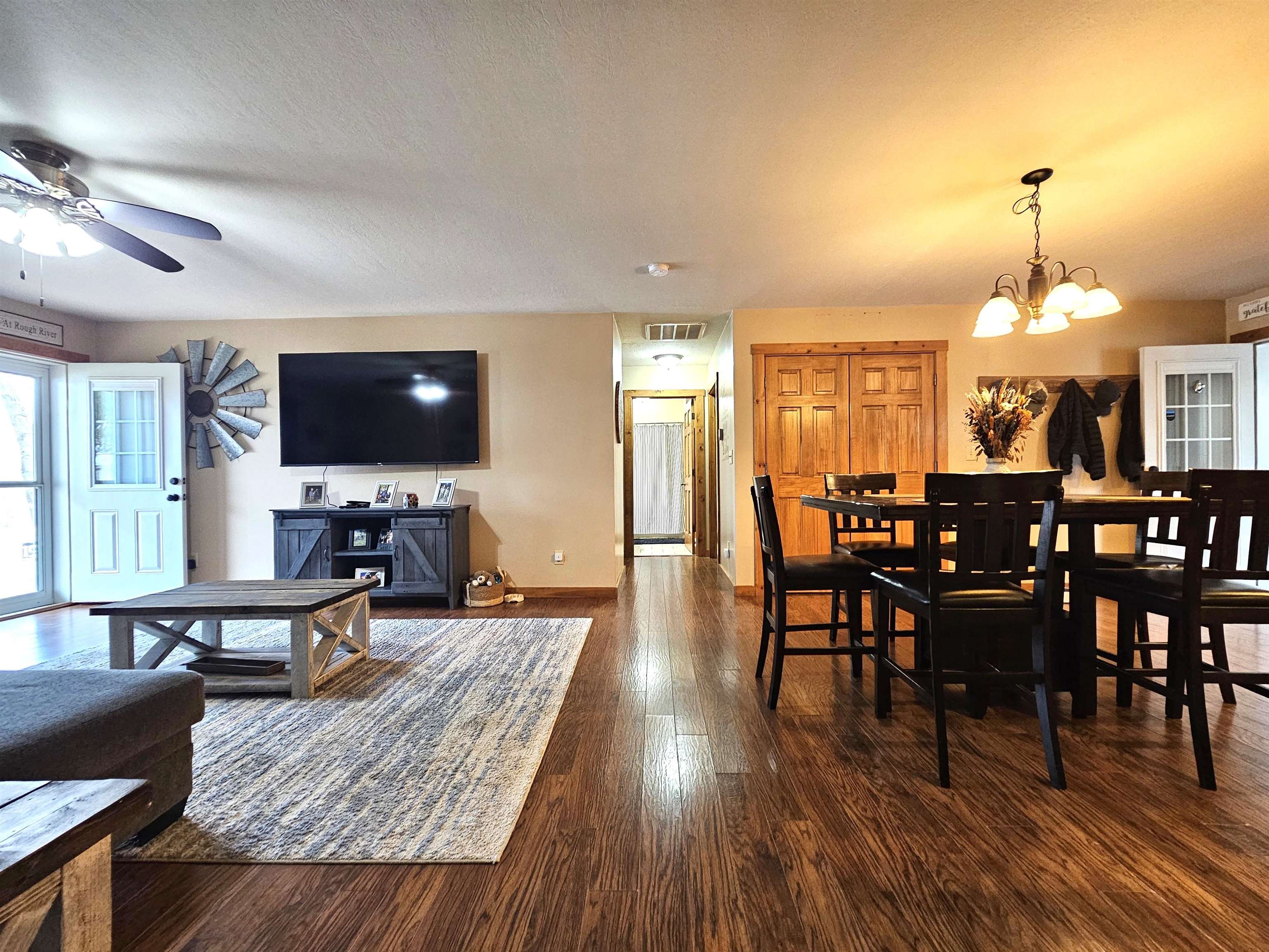 122 Apache Trace, Falls of Rough, Kentucky 40199, 3 Bedrooms Bedrooms, ,2 BathroomsBathrooms,Single Family Residence,For Sale,Apache Trace,94275