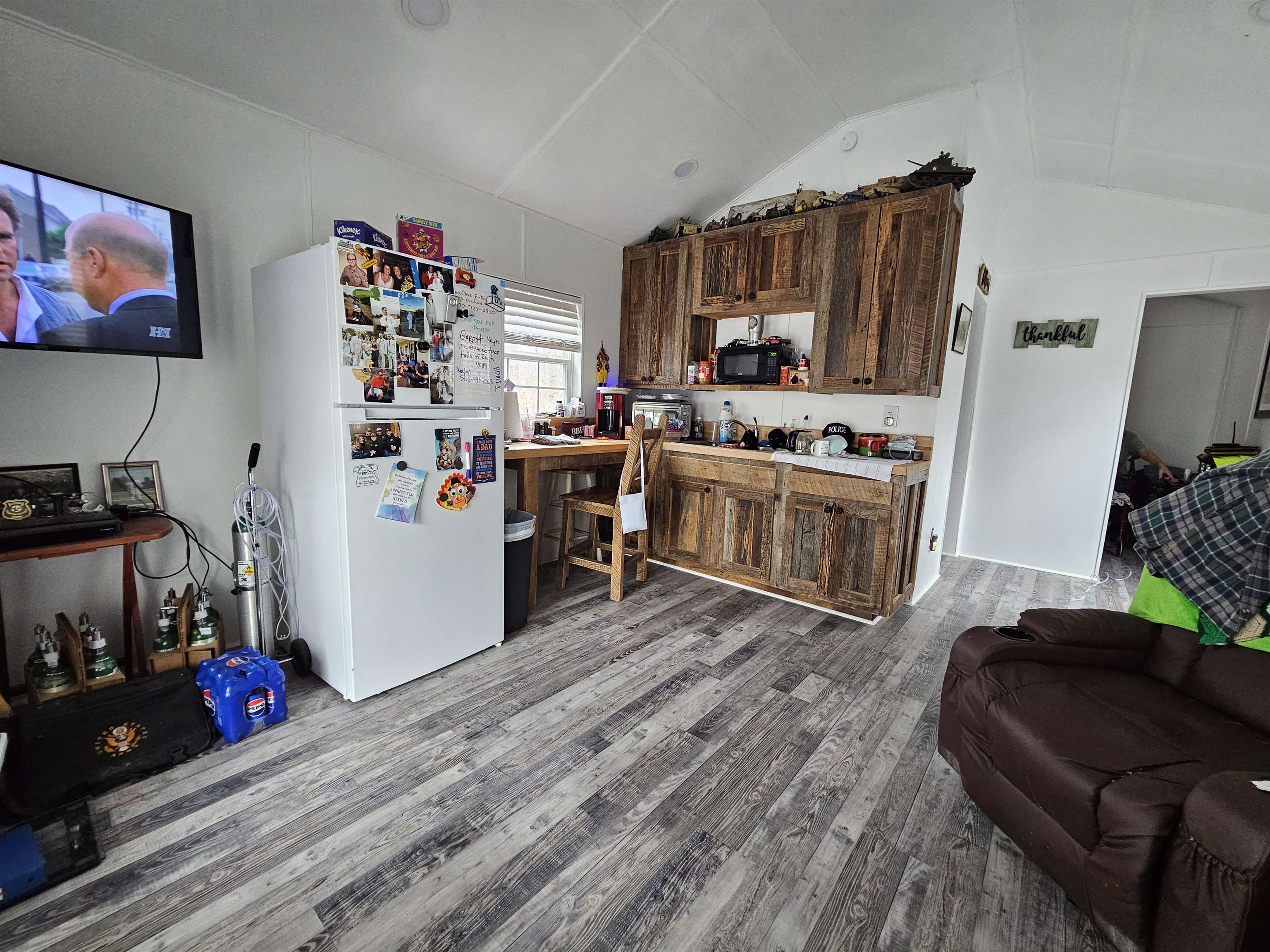 122 Apache Trace, Falls of Rough, Kentucky 40199, 3 Bedrooms Bedrooms, ,2 BathroomsBathrooms,Single Family Residence,For Sale,Apache Trace,94275