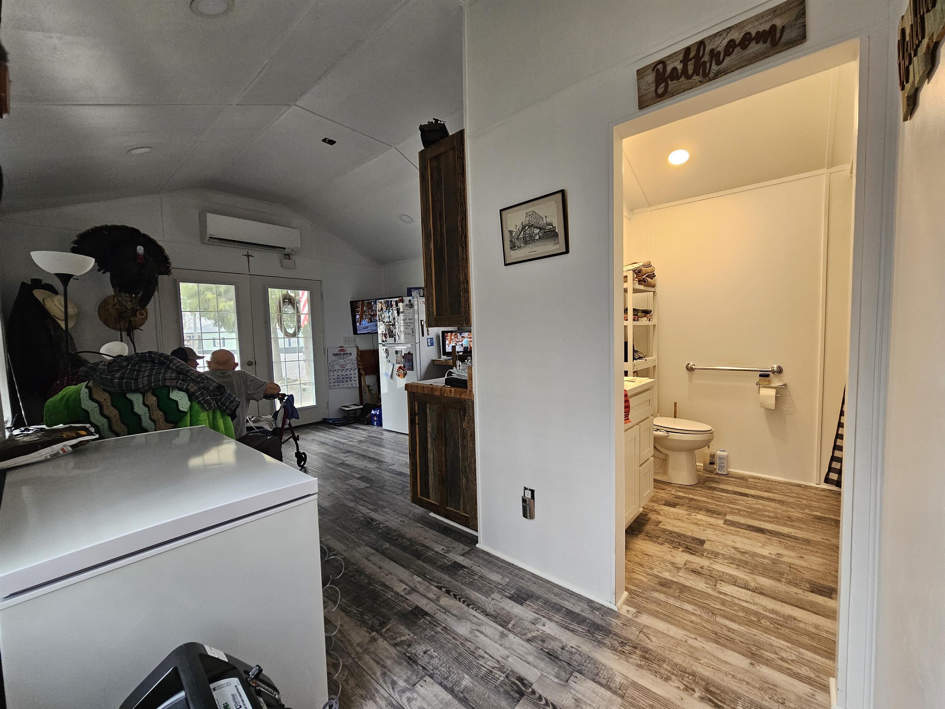 122 Apache Trace, Falls of Rough, Kentucky 40199, 3 Bedrooms Bedrooms, ,2 BathroomsBathrooms,Single Family Residence,For Sale,Apache Trace,94275