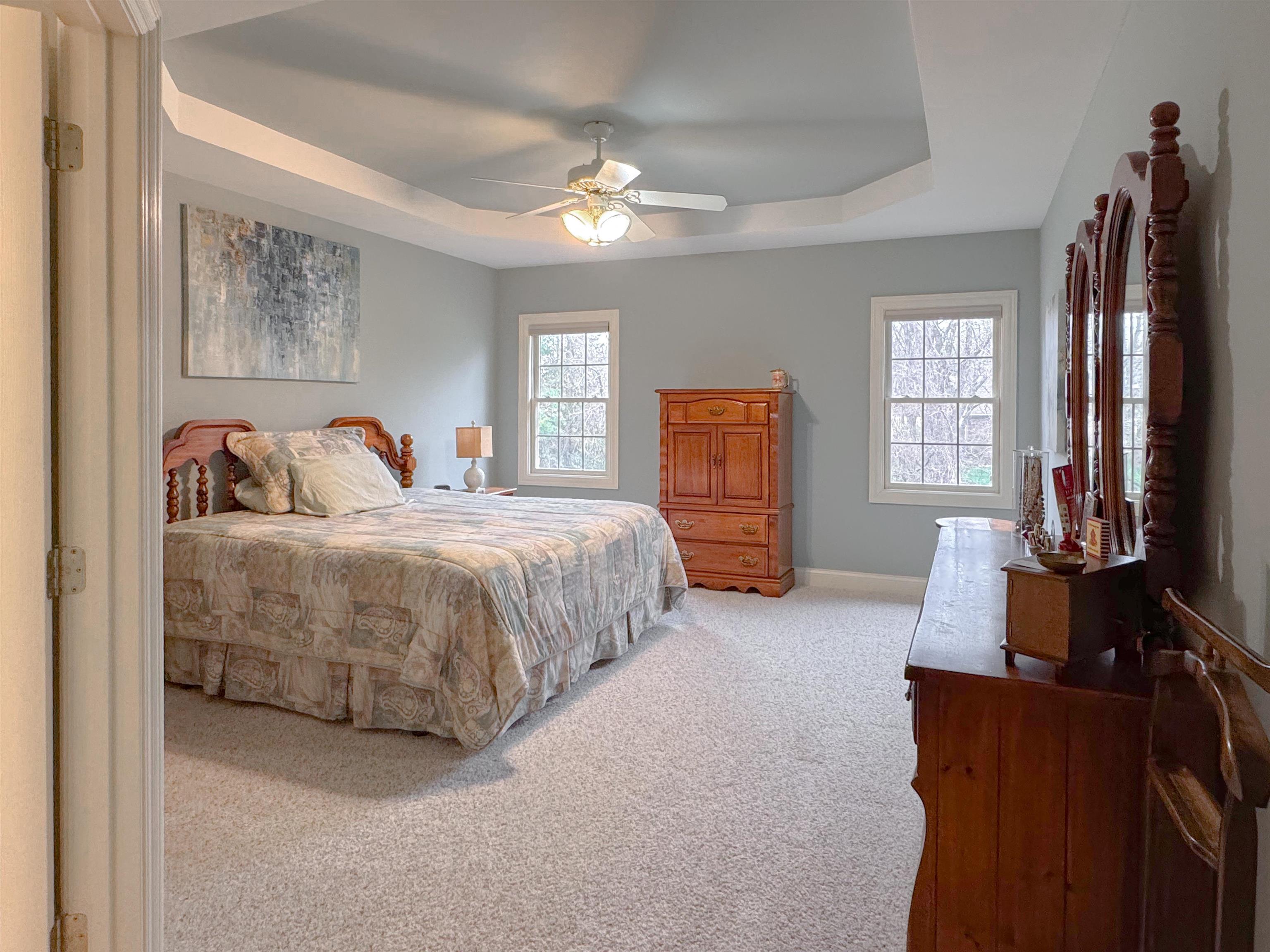 4409 Oakhurst Bnd, Owensboro, Kentucky 42303, 4 Bedrooms Bedrooms, ,2 BathroomsBathrooms,Single Family Residence,For Sale,Oakhurst Bnd,94278