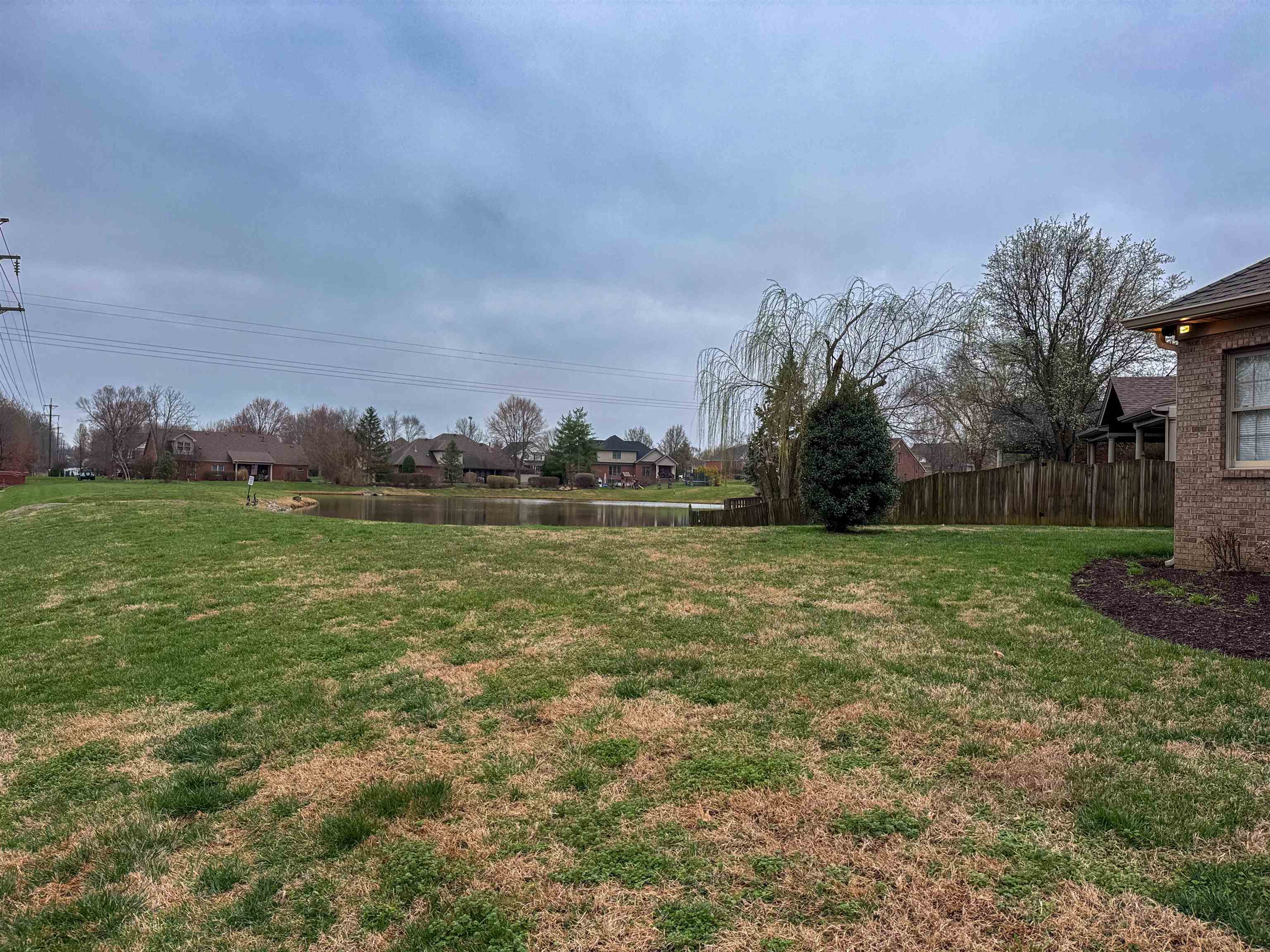 4409 Oakhurst Bnd, Owensboro, Kentucky 42303, 4 Bedrooms Bedrooms, ,2 BathroomsBathrooms,Single Family Residence,For Sale,Oakhurst Bnd,94278