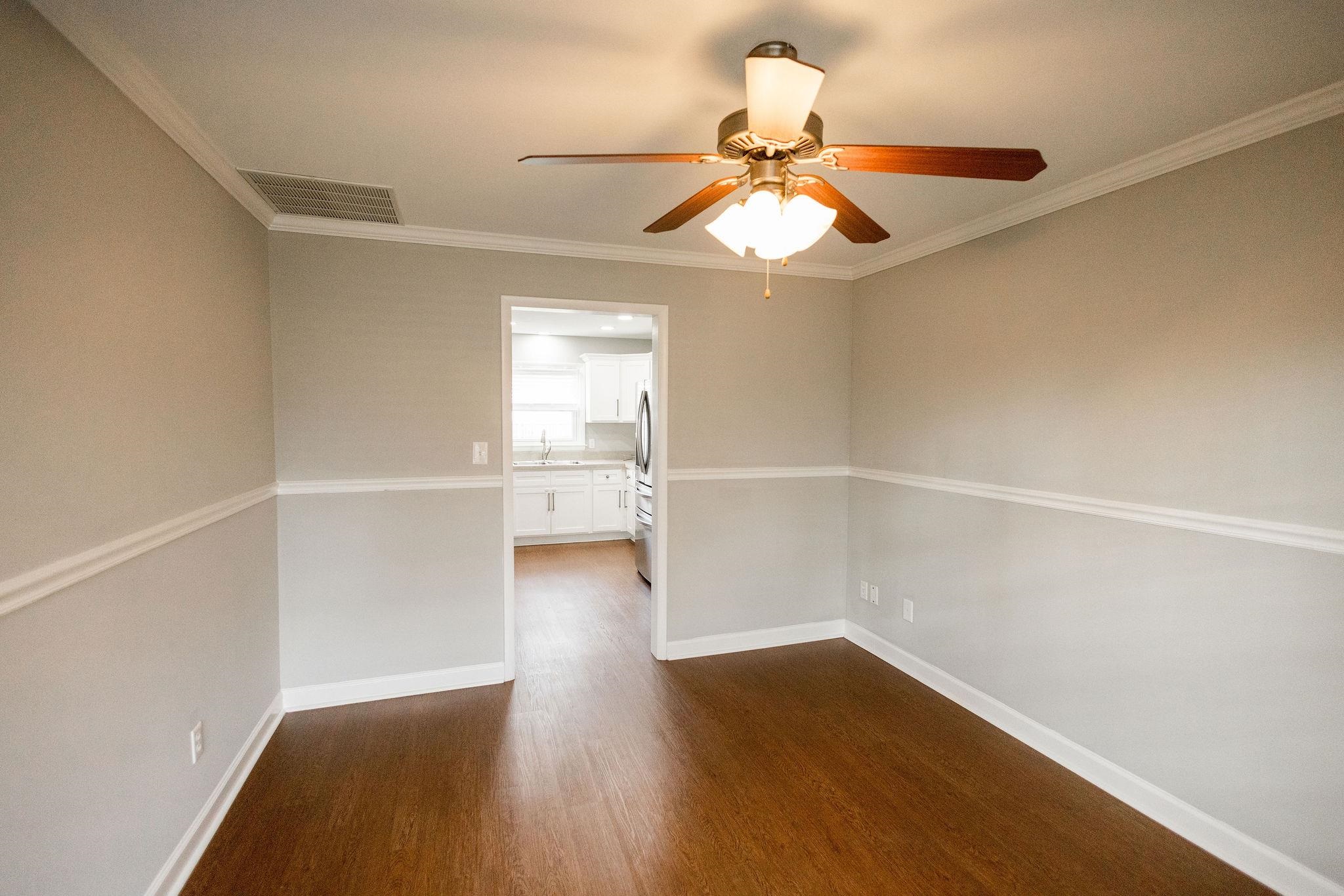 3316 Comanche Place, Owensboro, Kentucky 42301-5963, 4 Bedrooms Bedrooms, ,2 BathroomsBathrooms,Single Family Residence,For Sale,Comanche Place,94281