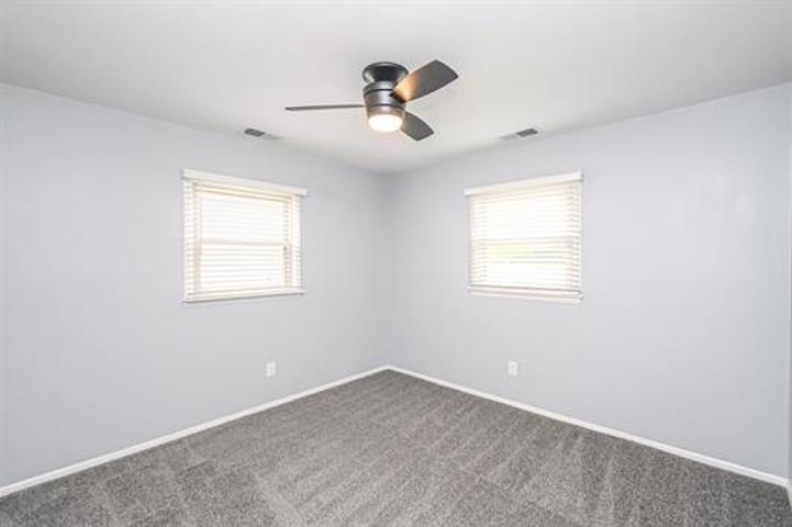 3739 Kipling Dr, Owensboro, Kentucky 42303, 3 Bedrooms Bedrooms, ,1 BathroomBathrooms,Single Family Residence,For Sale,Kipling Dr,94287