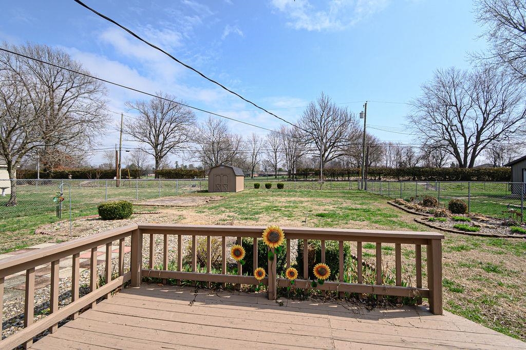 3739 Kipling Dr, Owensboro, Kentucky 42303, 3 Bedrooms Bedrooms, ,1 BathroomBathrooms,Single Family Residence,For Sale,Kipling Dr,94287