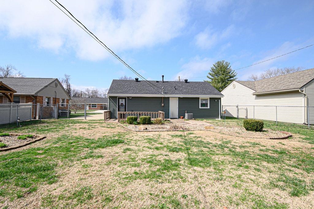 3739 Kipling Dr, Owensboro, Kentucky 42303, 3 Bedrooms Bedrooms, ,1 BathroomBathrooms,Single Family Residence,For Sale,Kipling Dr,94287