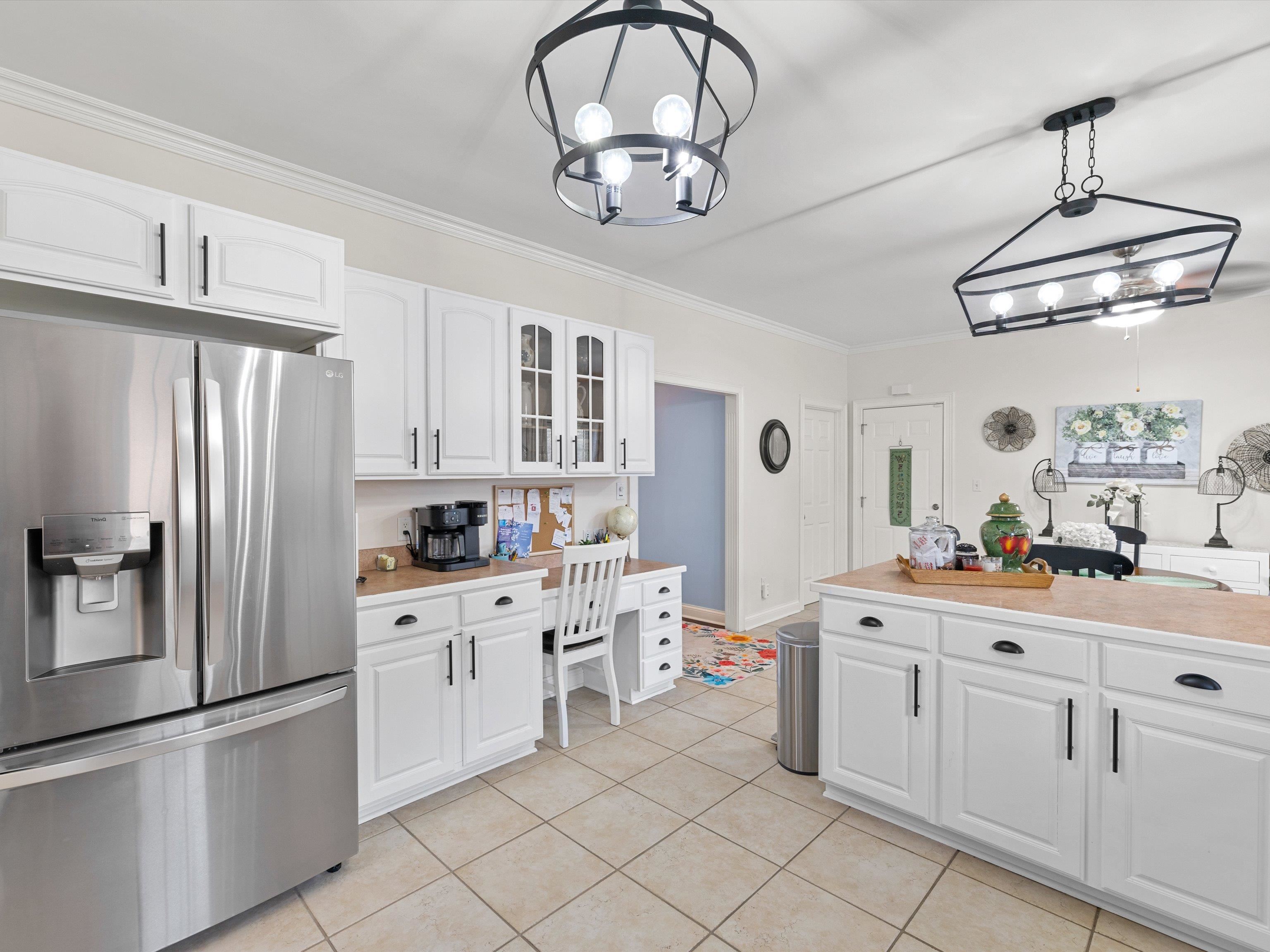 2732 Hillbrooke Parkway, Owensboro, Kentucky 42303, 3 Bedrooms Bedrooms, ,2 BathroomsBathrooms,Ranch,For Sale,Hillbrooke Parkway,94289