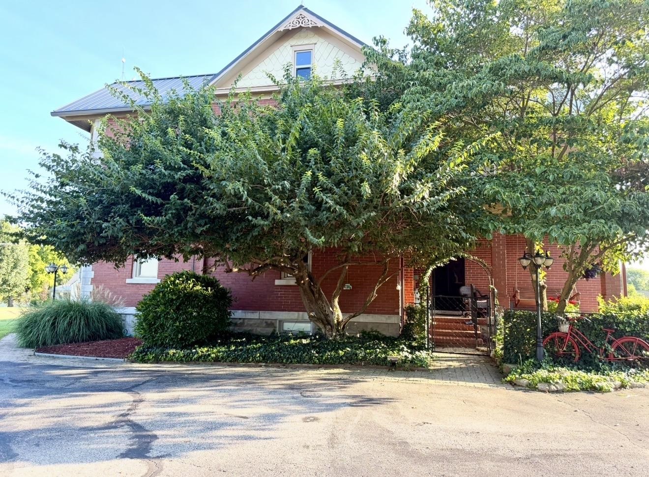 210 Main St, Ferdinand, Indiana 47532, 4 Bedrooms Bedrooms, ,4 BathroomsBathrooms,Single Family Residence,For Sale,Main St,94294