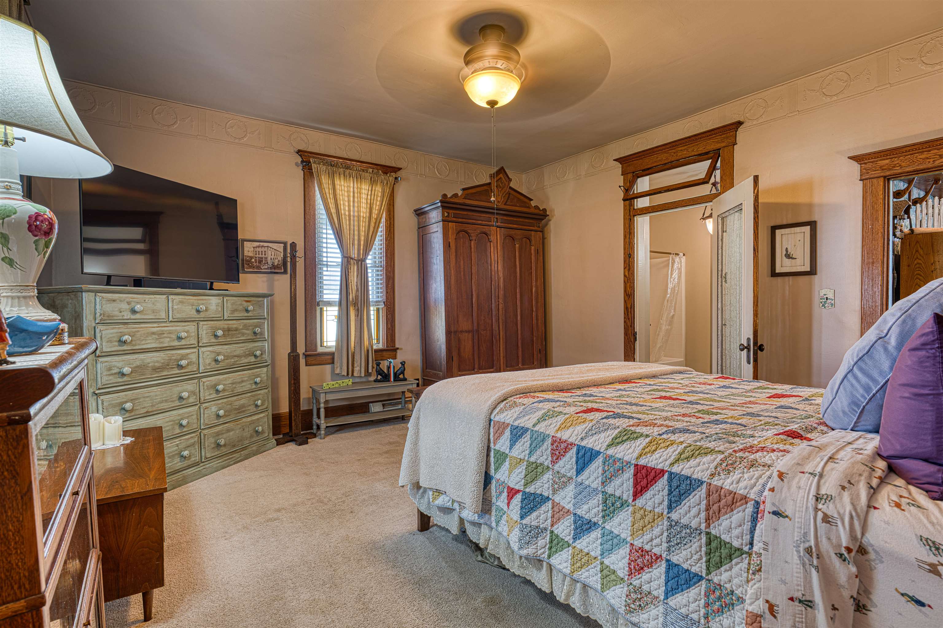210 Main St, Ferdinand, Indiana 47532, 4 Bedrooms Bedrooms, ,4 BathroomsBathrooms,Single Family Residence,For Sale,Main St,94294