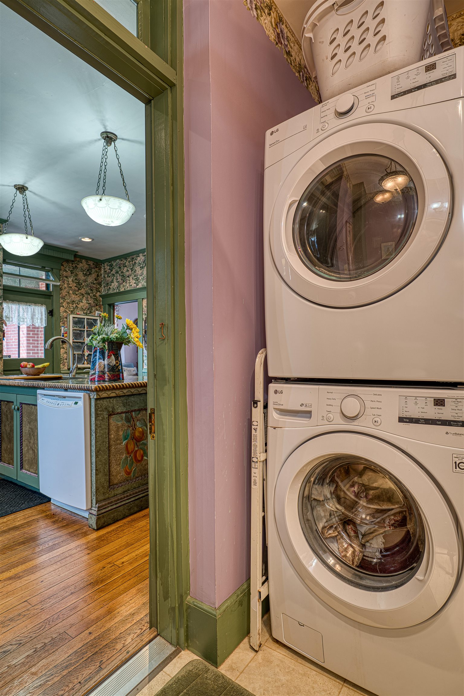 210 Main St, Ferdinand, Indiana 47532, 4 Bedrooms Bedrooms, ,4 BathroomsBathrooms,Single Family Residence,For Sale,Main St,94294