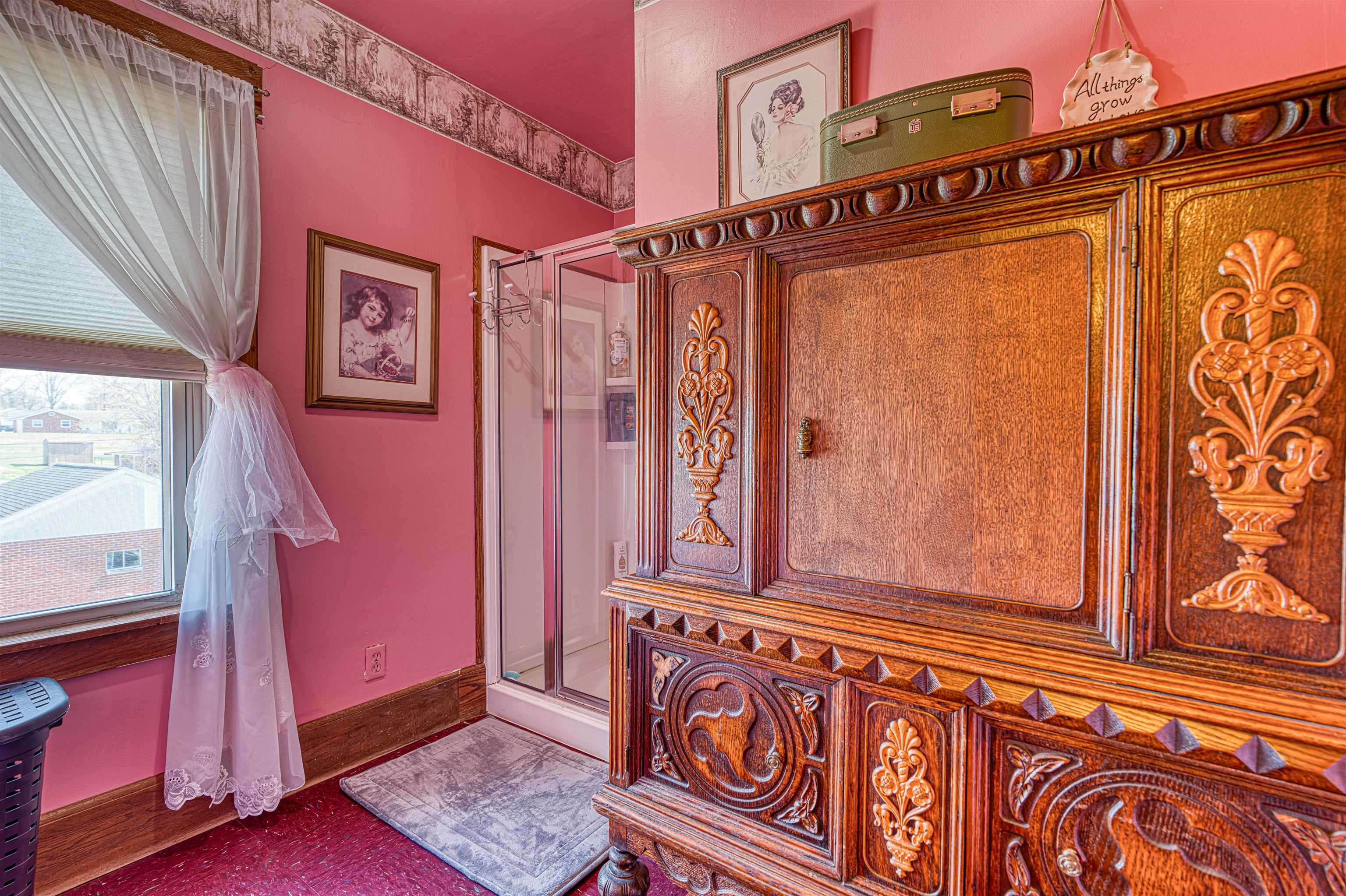 210 Main St, Ferdinand, Indiana 47532, 4 Bedrooms Bedrooms, ,4 BathroomsBathrooms,Single Family Residence,For Sale,Main St,94294
