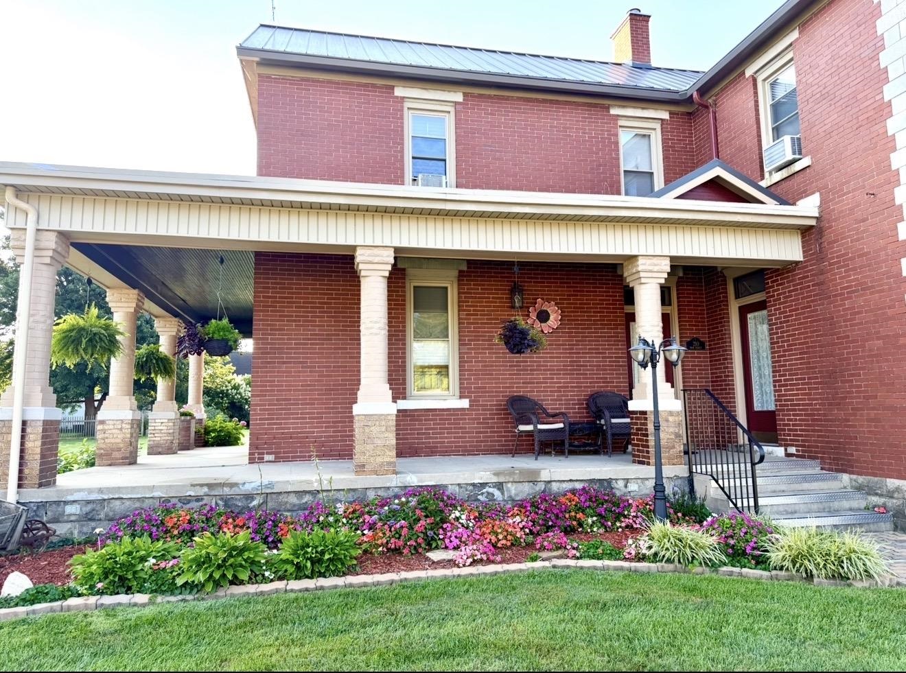 210 Main St, Ferdinand, Indiana 47532, 4 Bedrooms Bedrooms, ,4 BathroomsBathrooms,Single Family Residence,For Sale,Main St,94294