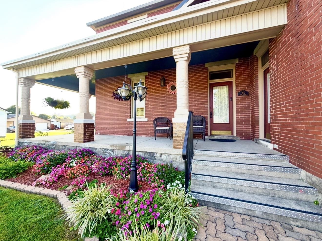 210 Main St, Ferdinand, Indiana 47532, 4 Bedrooms Bedrooms, ,4 BathroomsBathrooms,Single Family Residence,For Sale,Main St,94294
