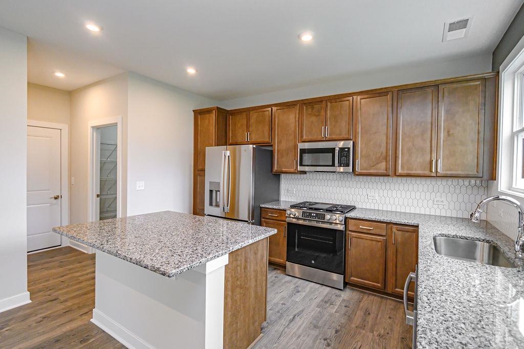 6377 Jessica Ln, Owensboro, Kentucky 42303, 4 Bedrooms Bedrooms, ,2 BathroomsBathrooms,Single Family Residence,For Sale,Jessica Ln,94297