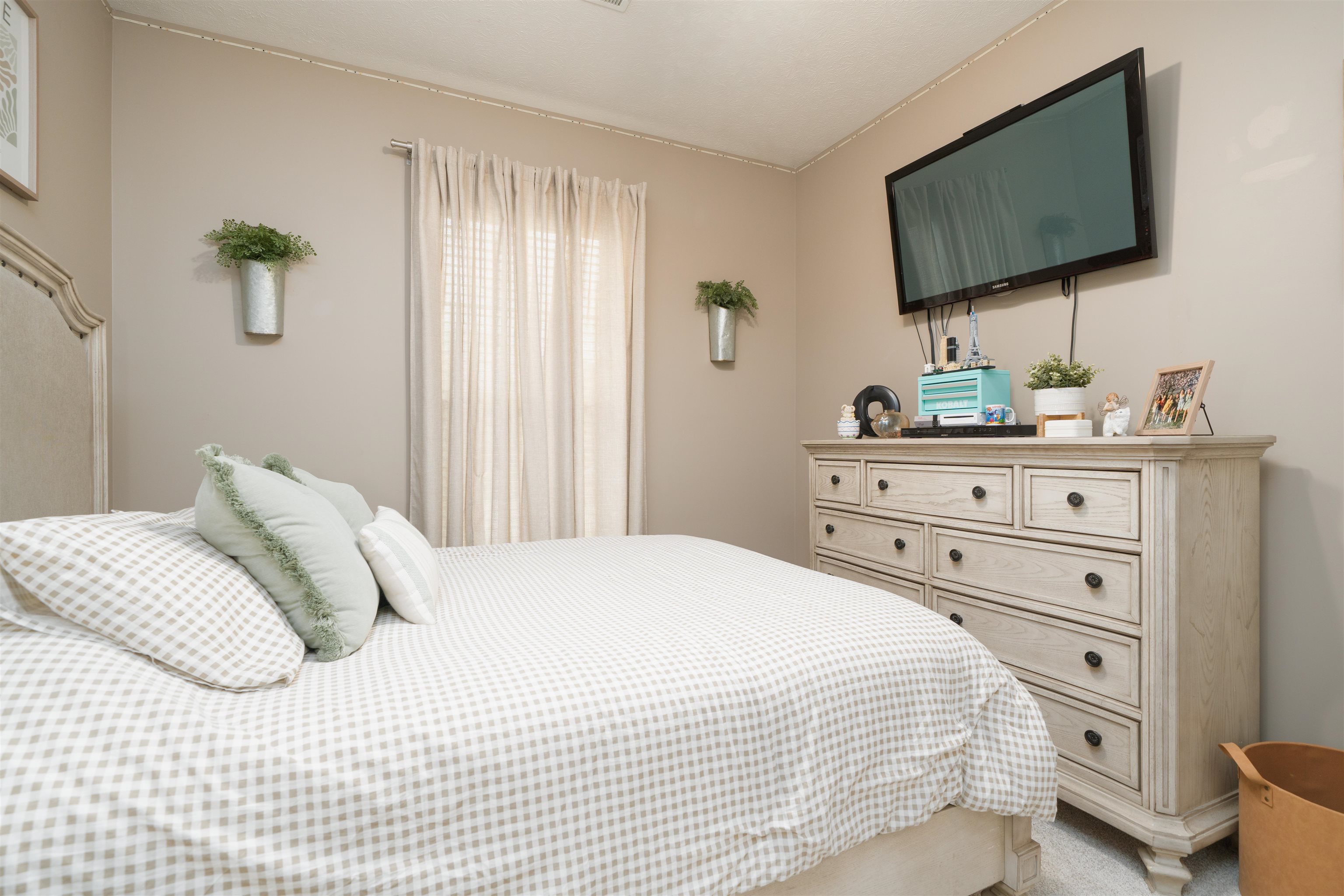 2243 Meadowhill Lane, Utica, Kentucky 42376, 3 Bedrooms Bedrooms, ,2 BathroomsBathrooms,Single Family Residence,For Sale,Meadowhill Lane,94306