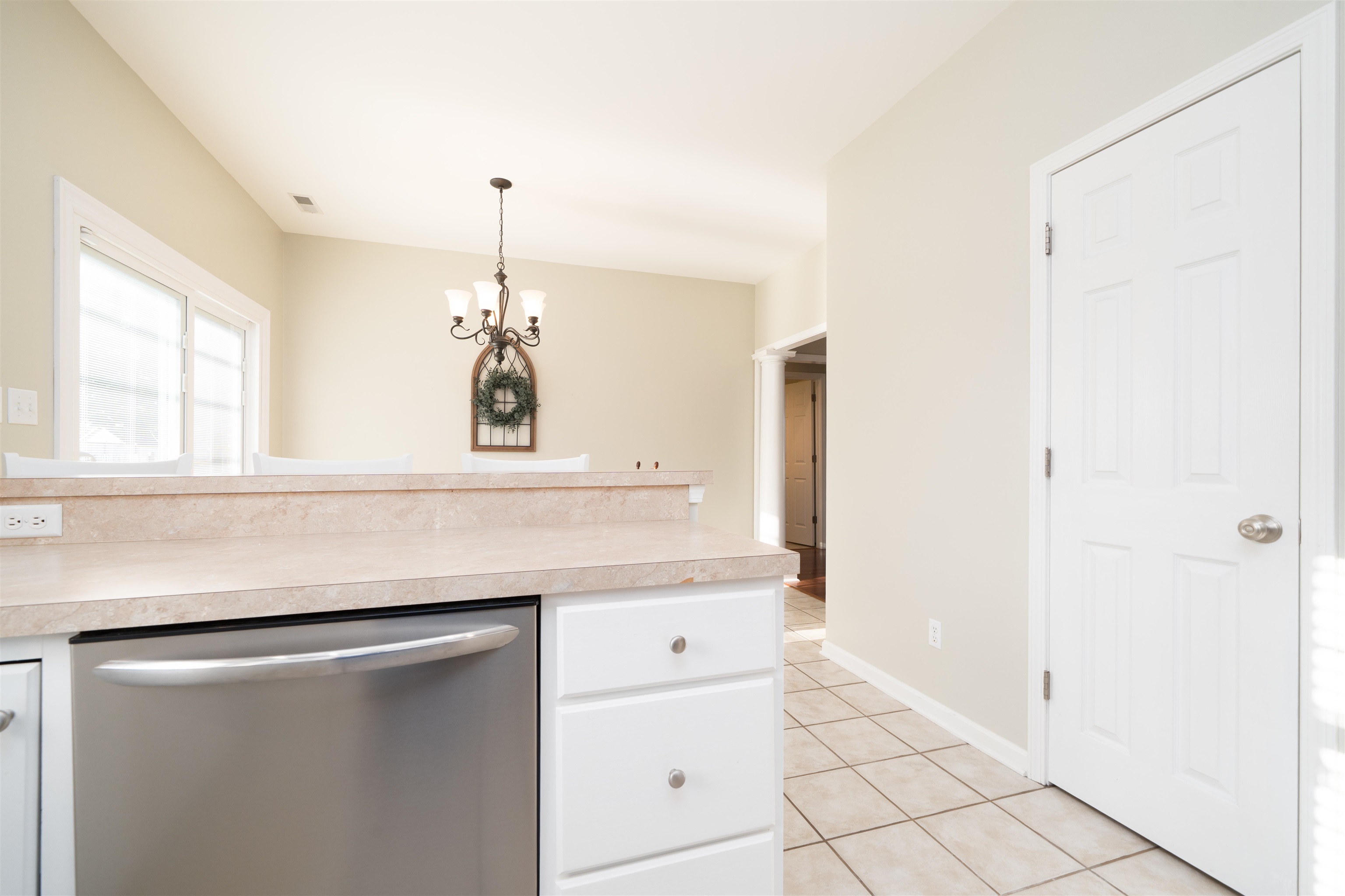 3501 Idle Hour Court, Owensboro, Kentucky 42303, 3 Bedrooms Bedrooms, ,2 BathroomsBathrooms,Single Family Residence,For Sale,Idle Hour Court,94313