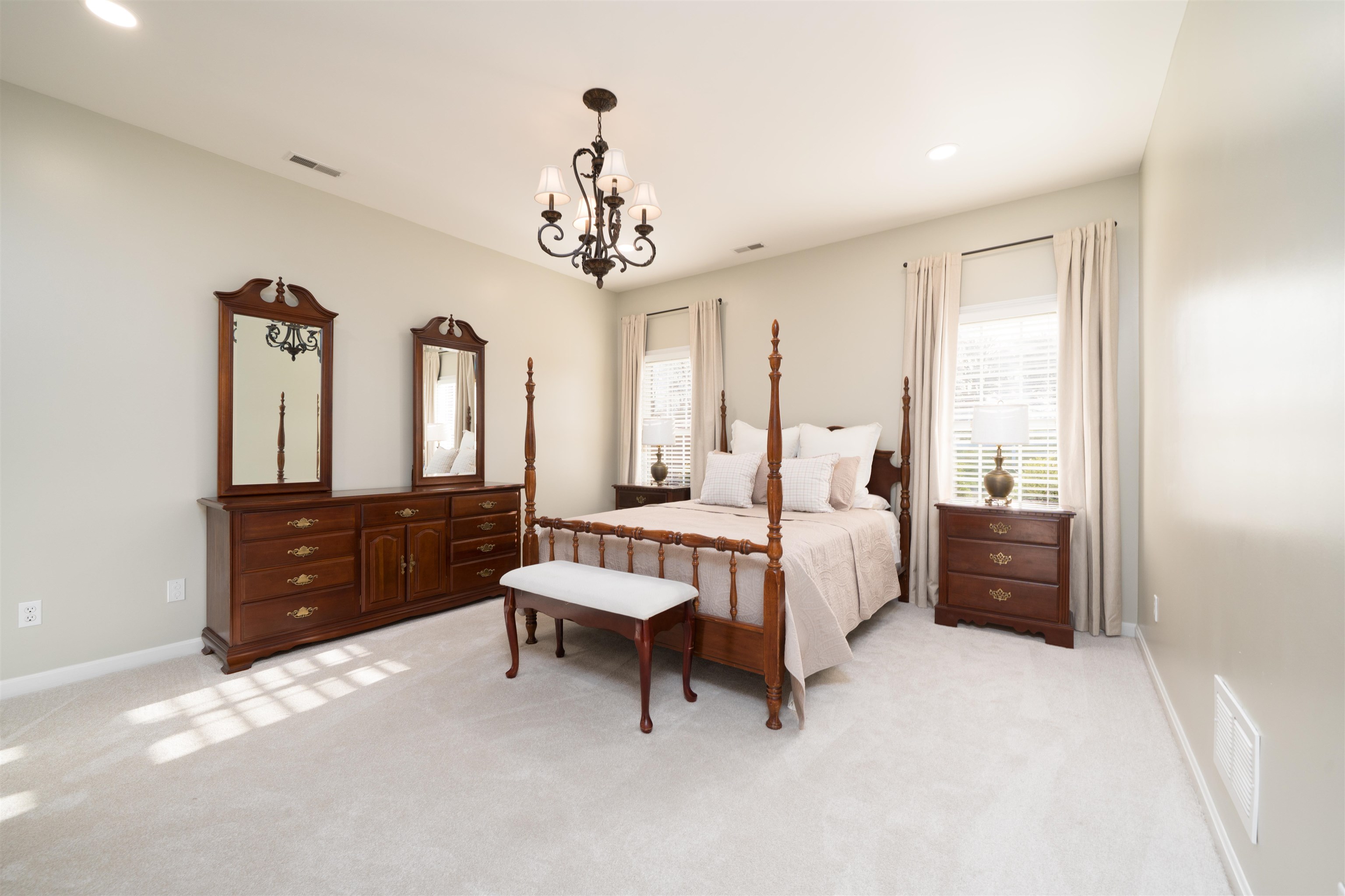 3501 Idle Hour Court, Owensboro, Kentucky 42303, 3 Bedrooms Bedrooms, ,2 BathroomsBathrooms,Single Family Residence,For Sale,Idle Hour Court,94313