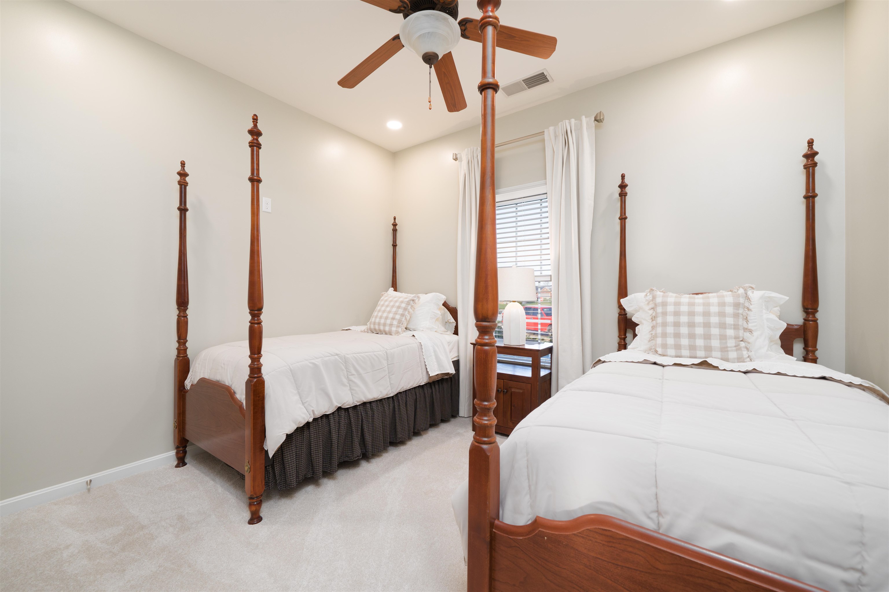 3501 Idle Hour Court, Owensboro, Kentucky 42303, 3 Bedrooms Bedrooms, ,2 BathroomsBathrooms,Single Family Residence,For Sale,Idle Hour Court,94313