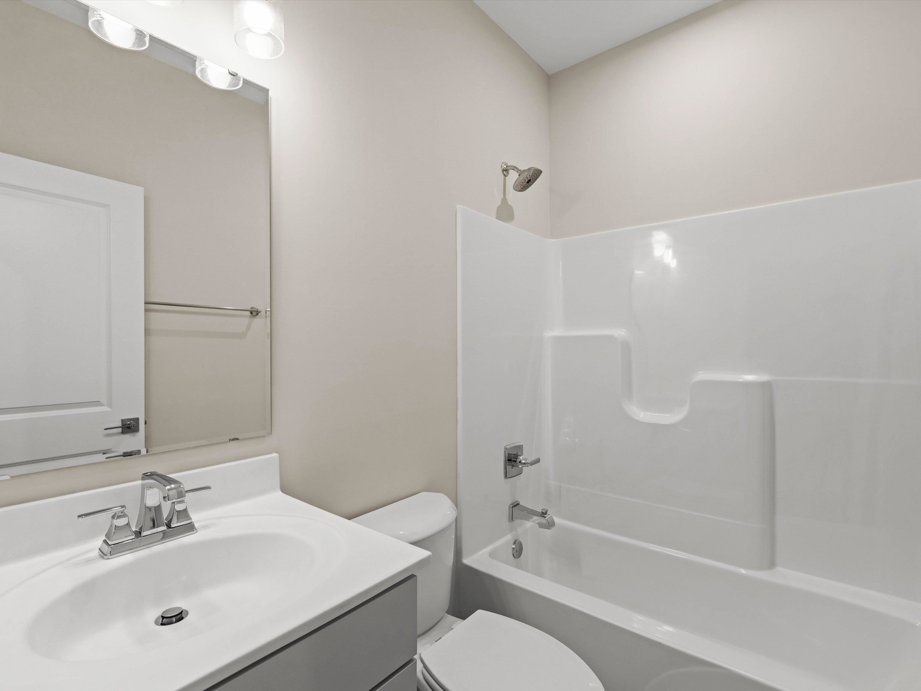 2457 Watson Circle, Owensboro, Kentucky 42301, 3 Bedrooms Bedrooms, ,2 BathroomsBathrooms,Single Family Residence,For Sale,Watson Circle,94319