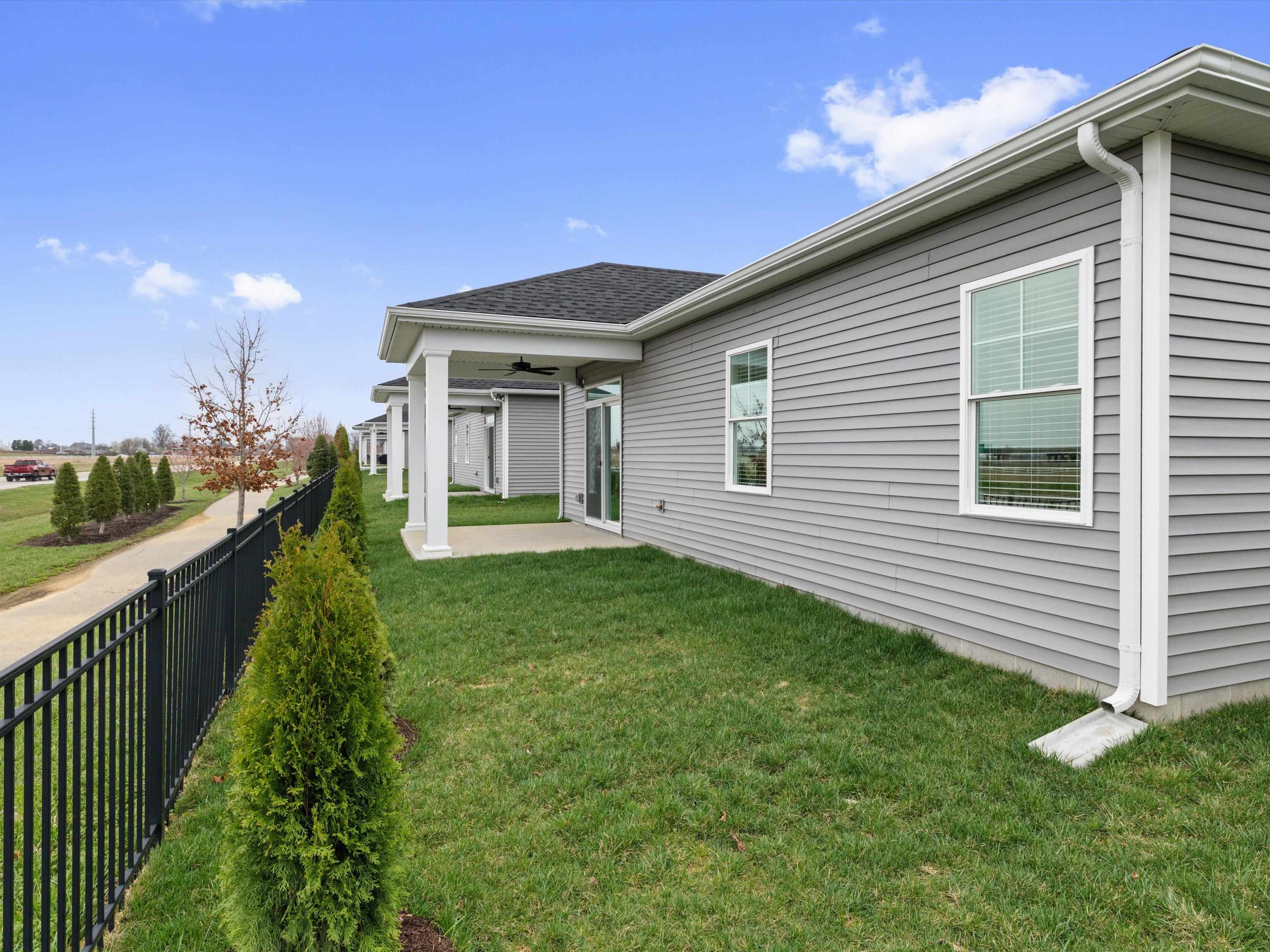 2457 Watson Circle, Owensboro, Kentucky 42301, 3 Bedrooms Bedrooms, ,2 BathroomsBathrooms,Single Family Residence,For Sale,Watson Circle,94319