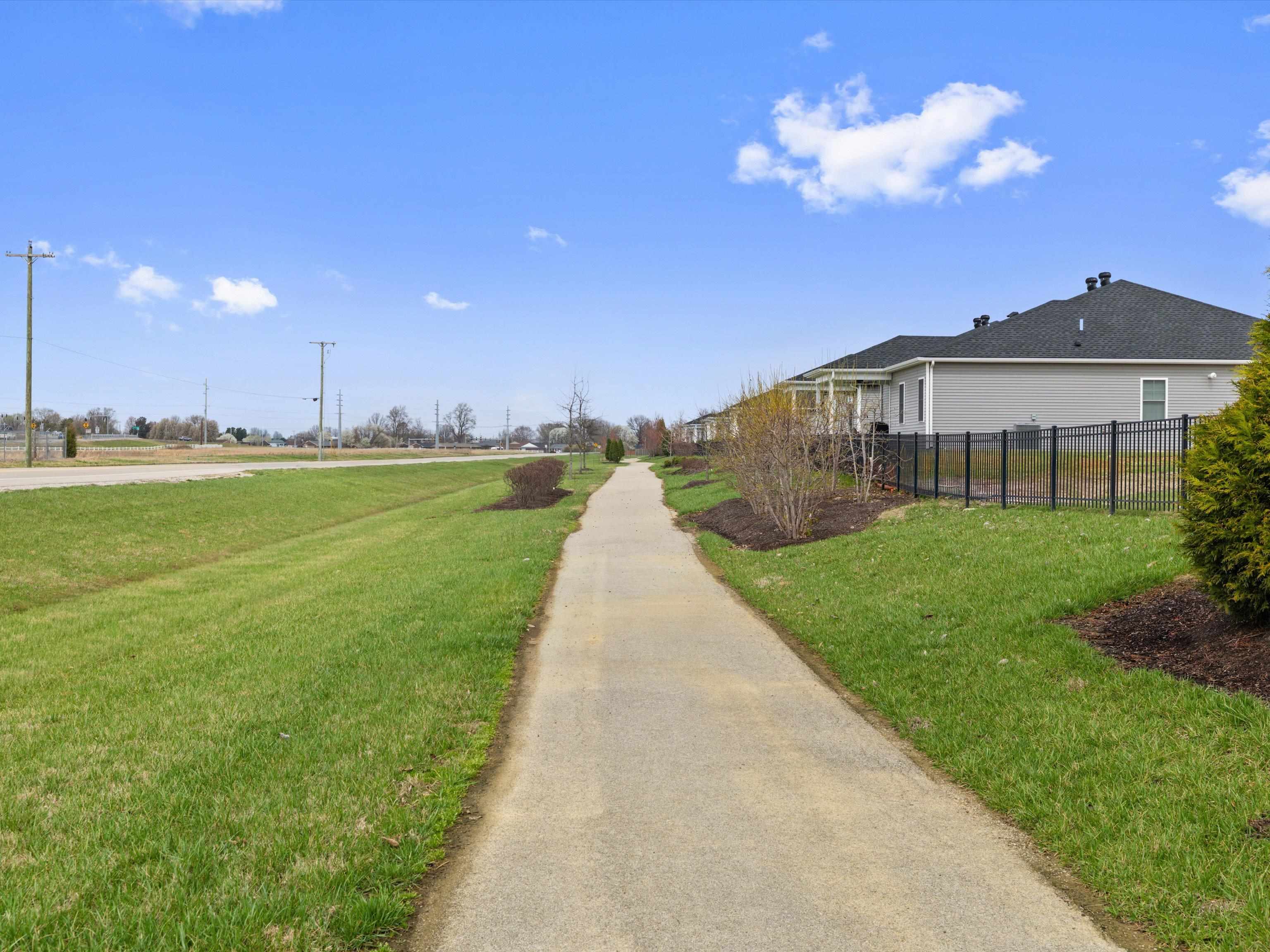 2457 Watson Circle, Owensboro, Kentucky 42301, 3 Bedrooms Bedrooms, ,2 BathroomsBathrooms,Single Family Residence,For Sale,Watson Circle,94319