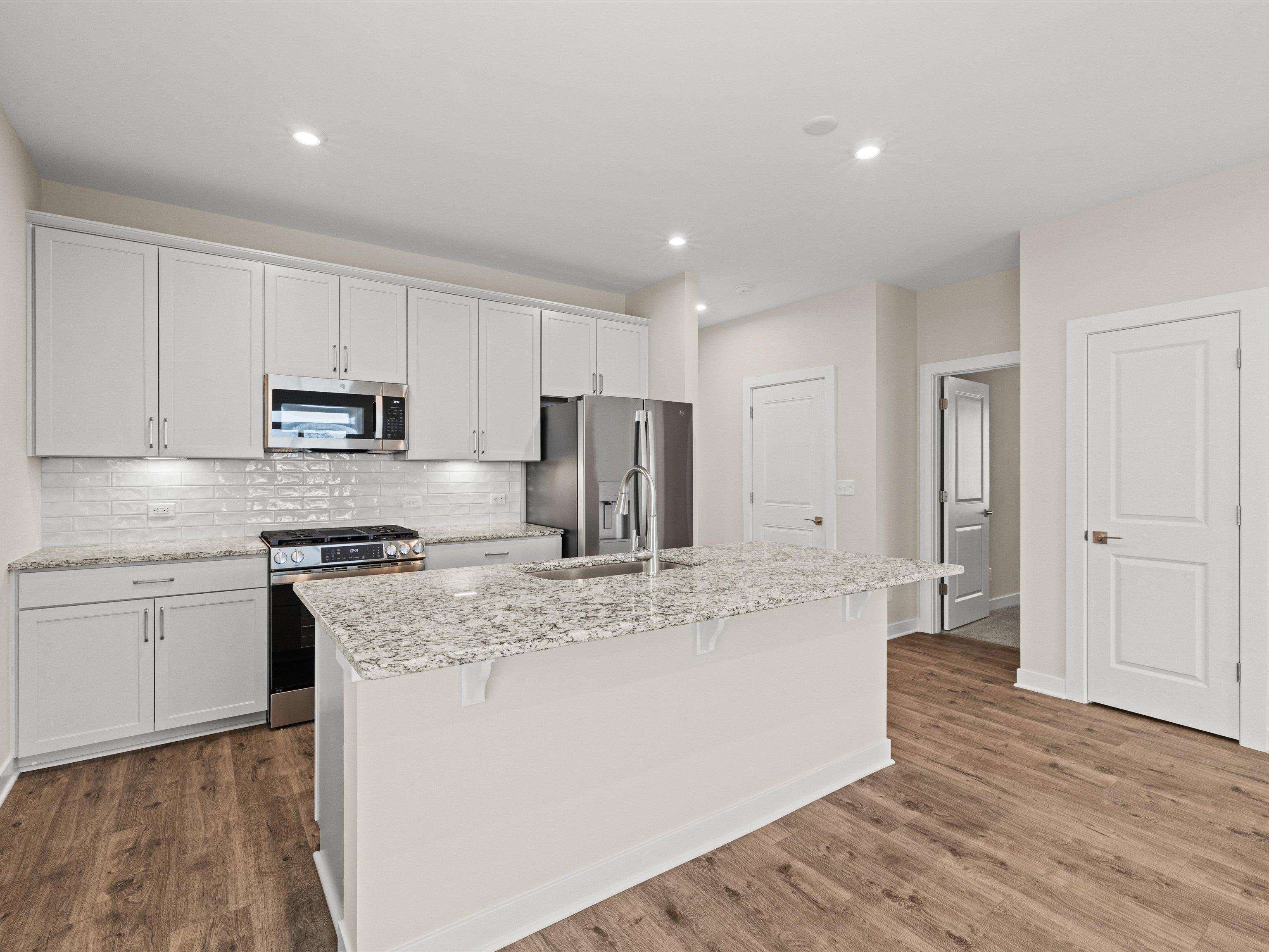 2457 Watson Circle, Owensboro, Kentucky 42301, 3 Bedrooms Bedrooms, ,2 BathroomsBathrooms,Single Family Residence,For Sale,Watson Circle,94319