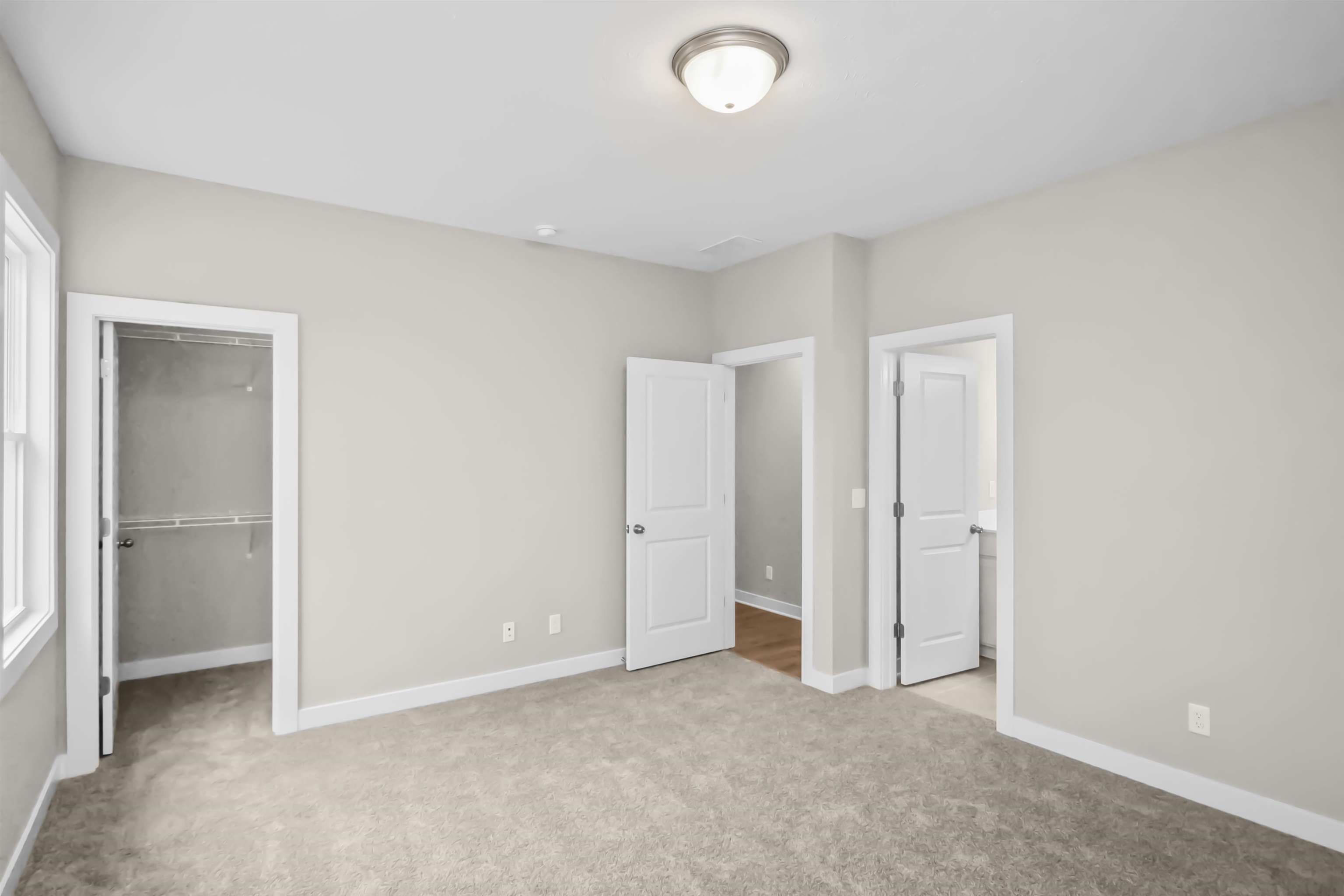 552 Alabaster Lane, Owensboro, Kentucky 42301, 3 Bedrooms Bedrooms, ,2 BathroomsBathrooms,Single Family Residence,For Sale,Alabaster Lane,94325