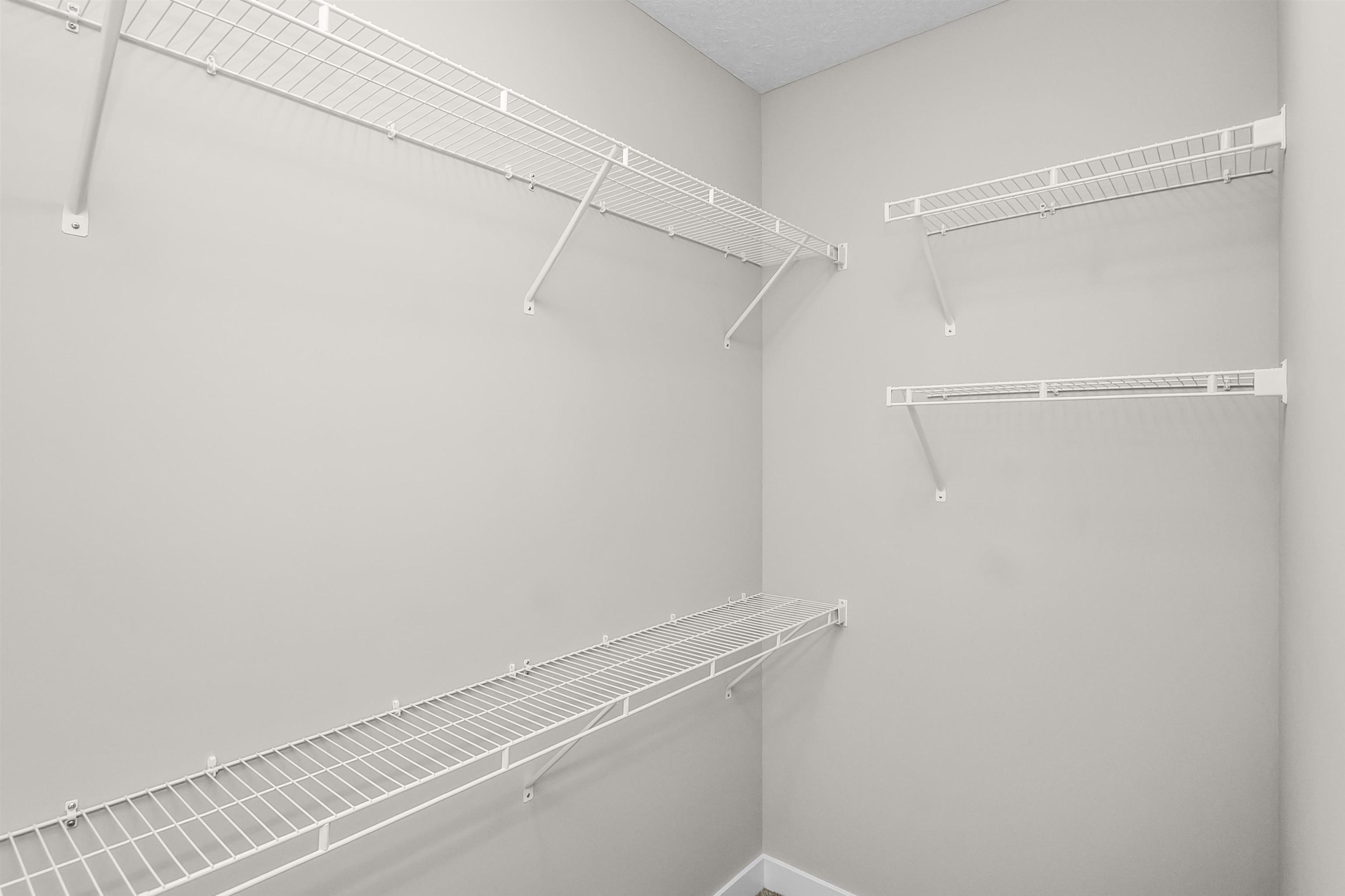 552 Alabaster Lane, Owensboro, Kentucky 42301, 3 Bedrooms Bedrooms, ,2 BathroomsBathrooms,Single Family Residence,For Sale,Alabaster Lane,94325