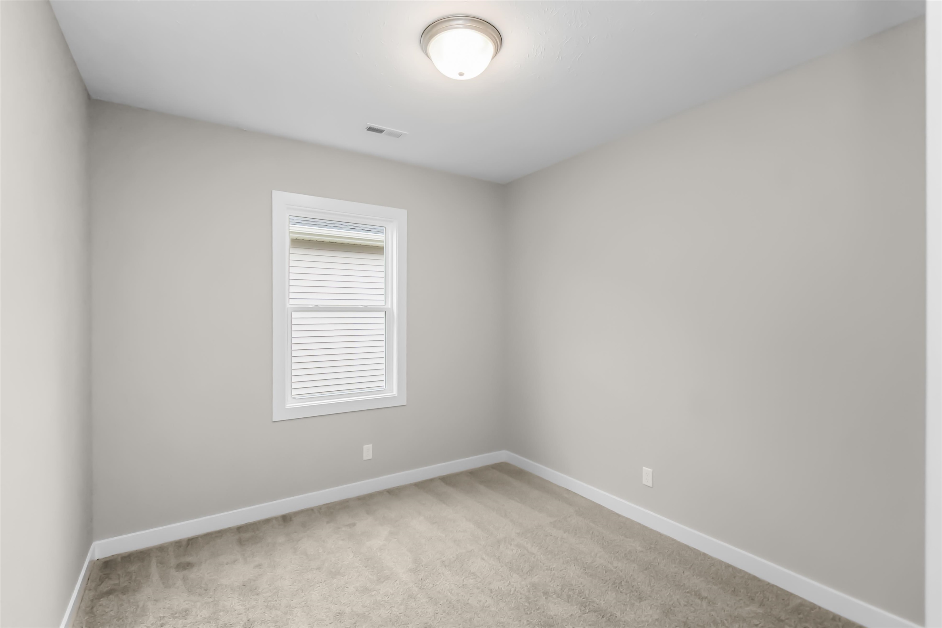 552 Alabaster Lane, Owensboro, Kentucky 42301, 3 Bedrooms Bedrooms, ,2 BathroomsBathrooms,Single Family Residence,For Sale,Alabaster Lane,94325