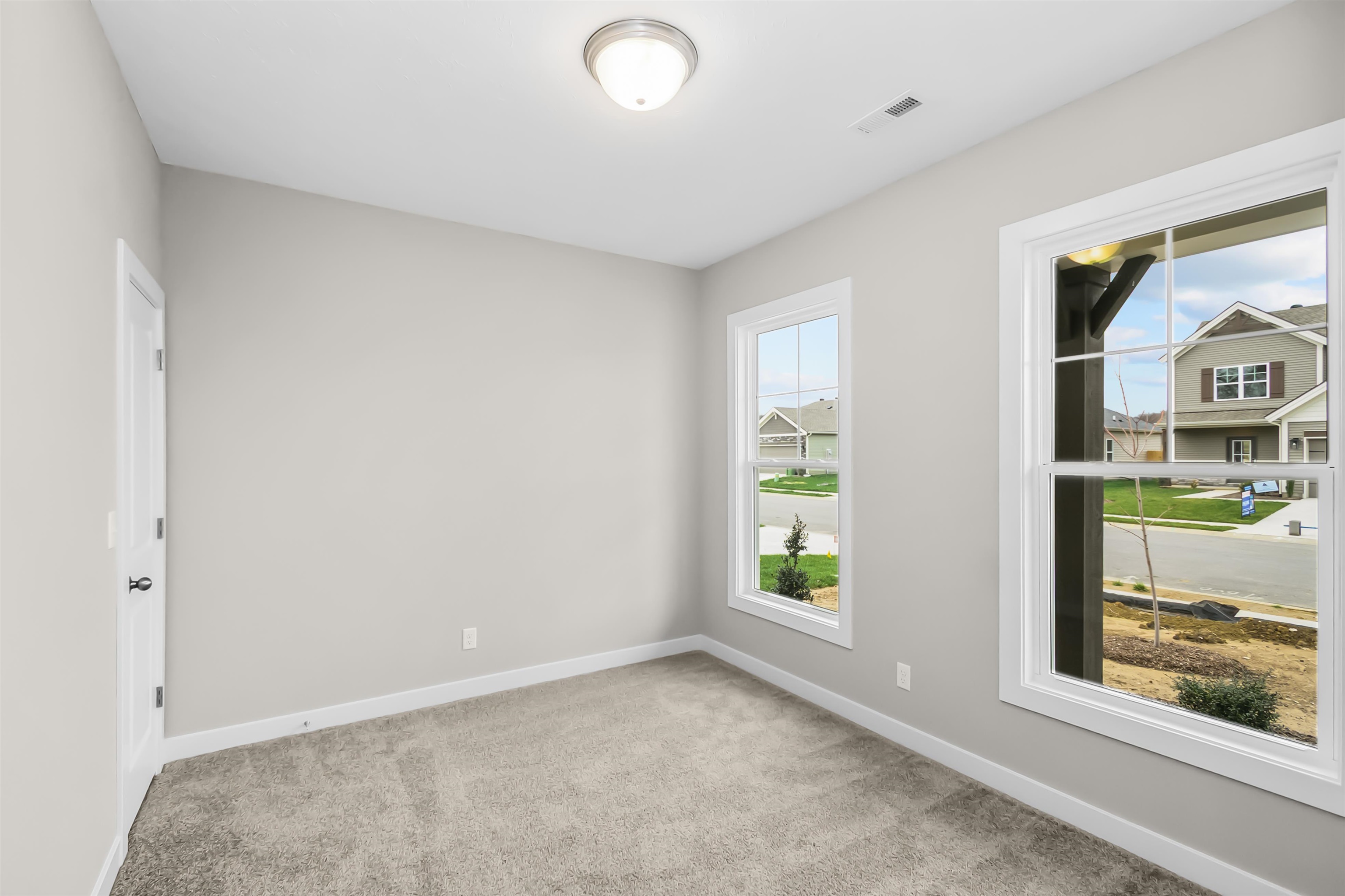 552 Alabaster Lane, Owensboro, Kentucky 42301, 3 Bedrooms Bedrooms, ,2 BathroomsBathrooms,Single Family Residence,For Sale,Alabaster Lane,94325