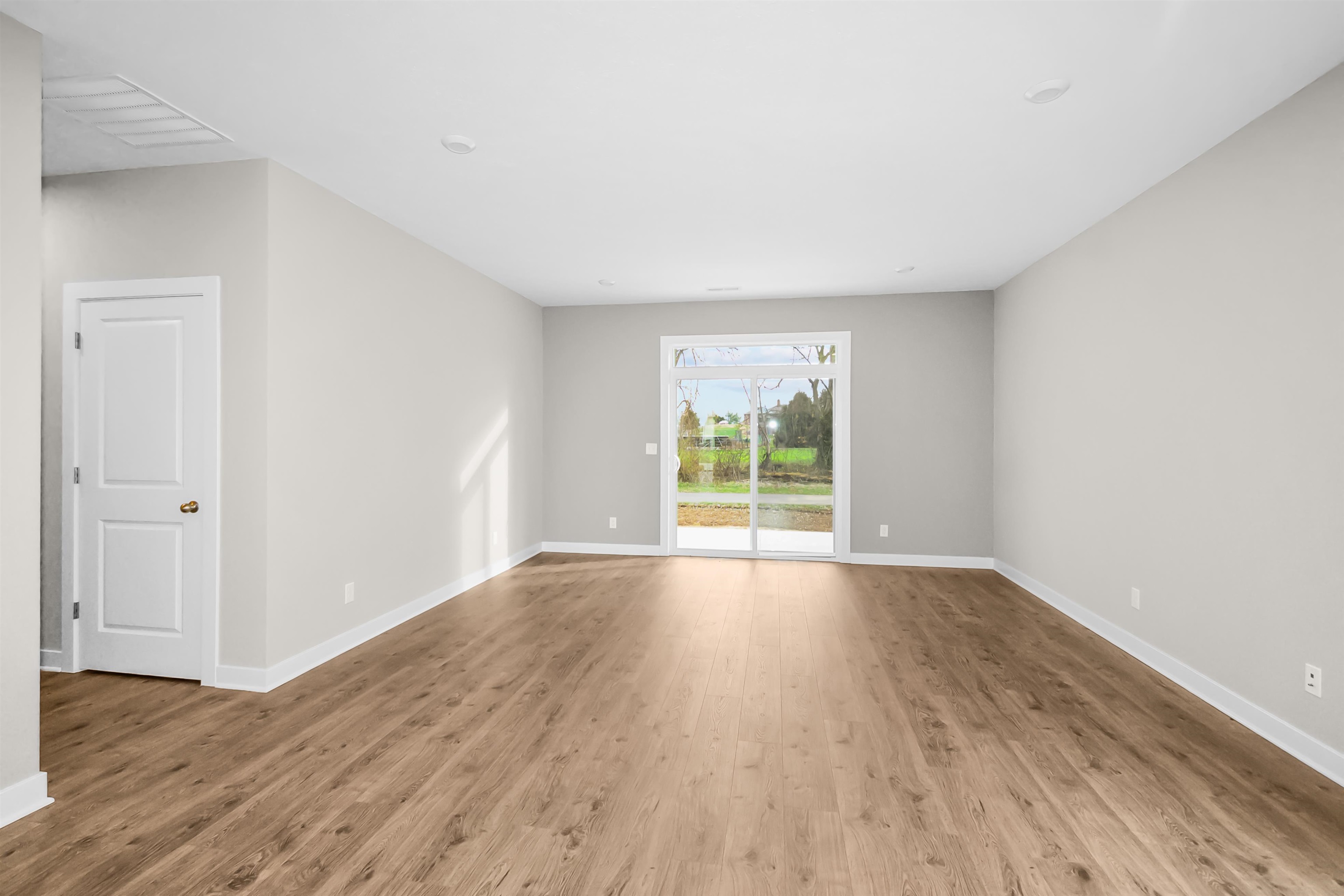 552 Alabaster Lane, Owensboro, Kentucky 42301, 3 Bedrooms Bedrooms, ,2 BathroomsBathrooms,Single Family Residence,For Sale,Alabaster Lane,94325