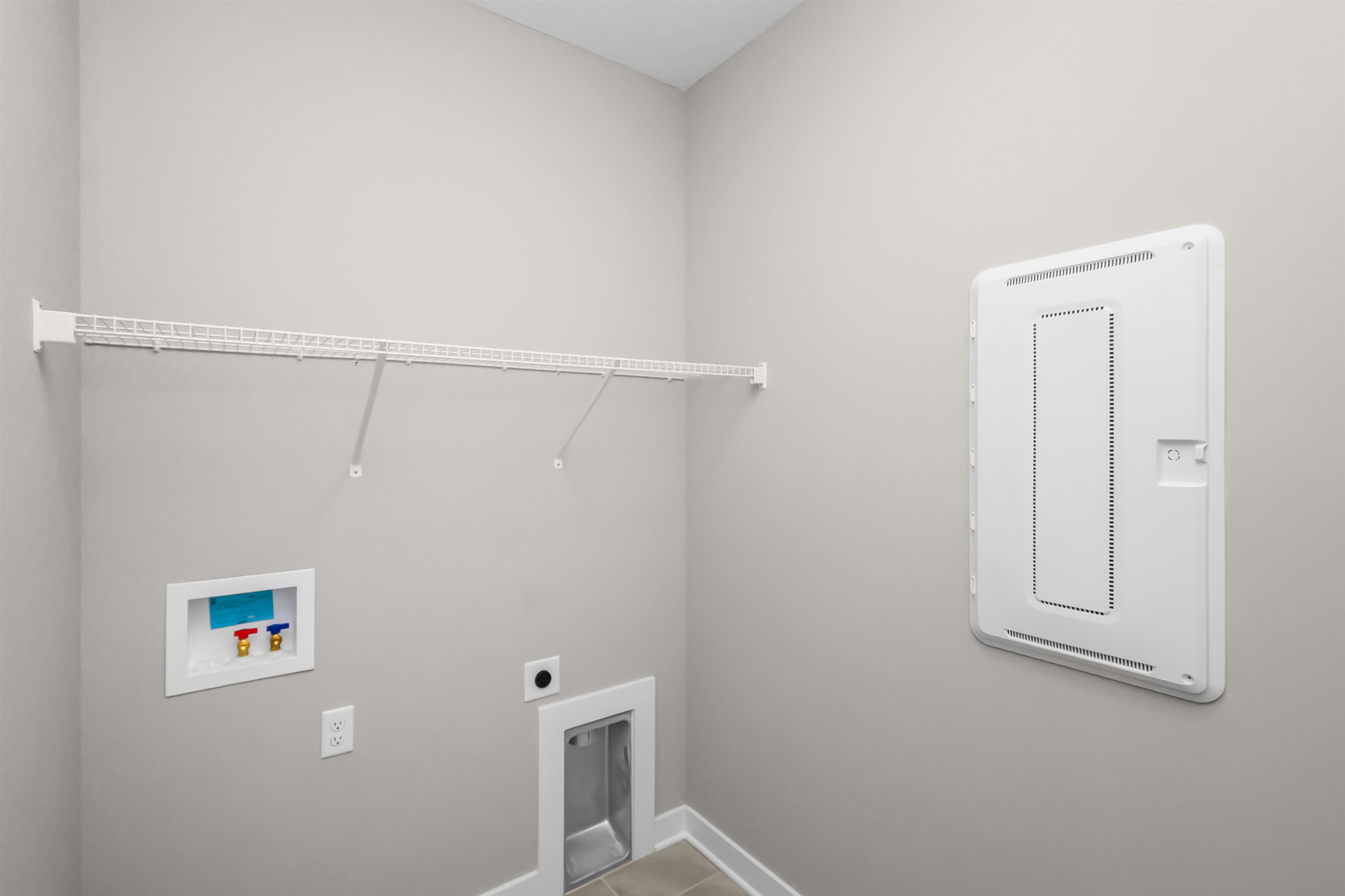 552 Alabaster Lane, Owensboro, Kentucky 42301, 3 Bedrooms Bedrooms, ,2 BathroomsBathrooms,Single Family Residence,For Sale,Alabaster Lane,94325